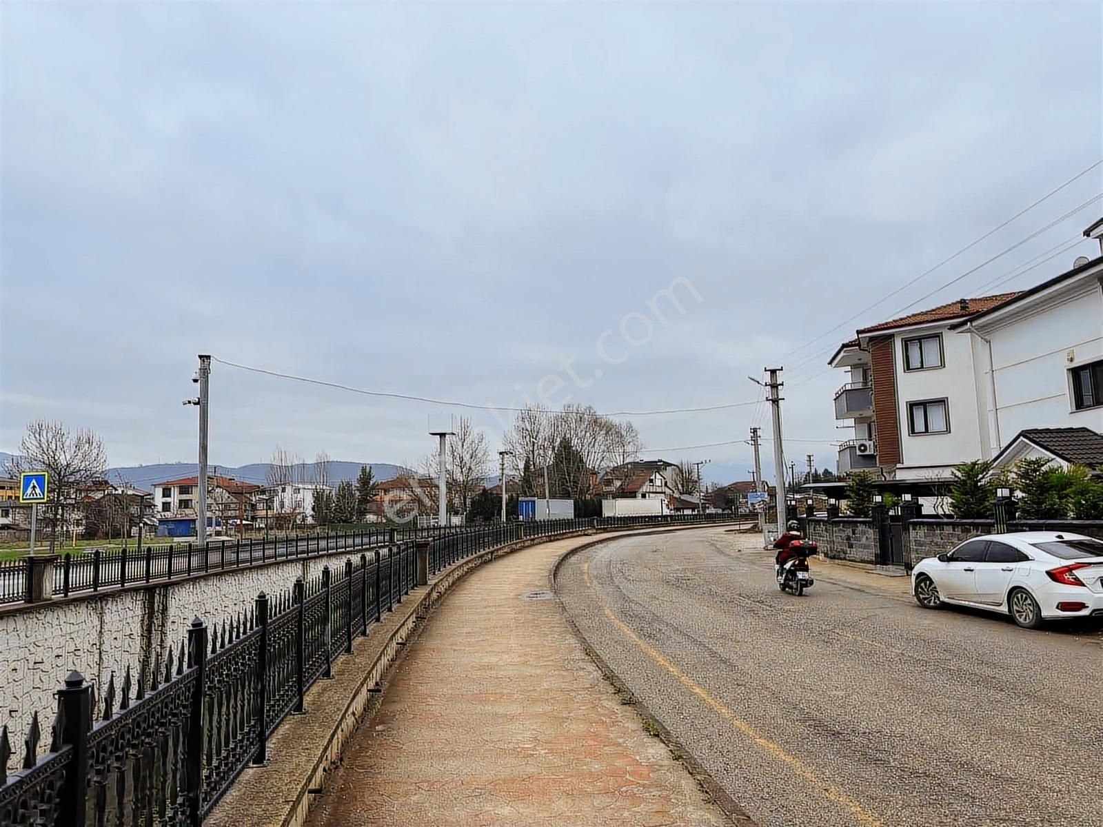 Kültür Merkezi Karşısı | İskanlı | Sıfır | 3. Kat | 1+1 Daire - Görsel 8