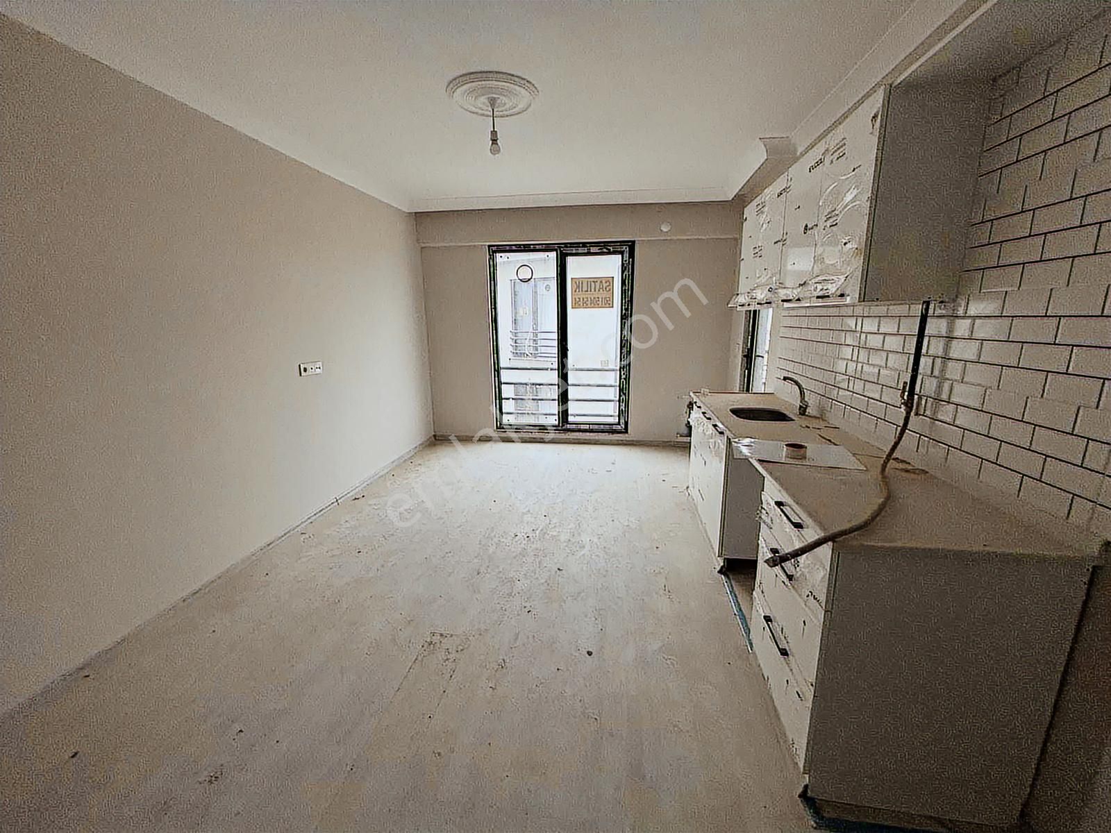 Kültür Merkezi Karşısı | İskanlı | Sıfır | 3. Kat | 1+1 Daire - Görsel 3