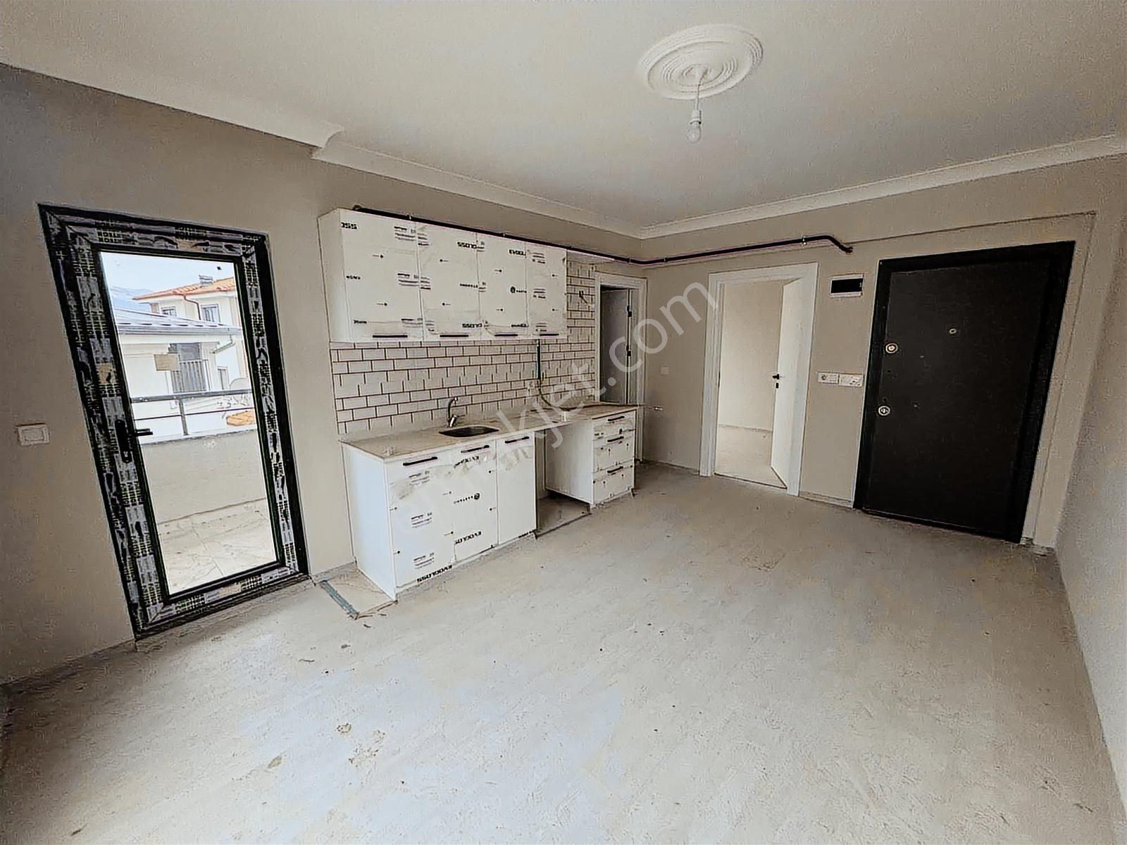 Kültür Merkezi Karşısı | İskanlı | Sıfır | 3. Kat | 1+1 Daire - Görsel 2