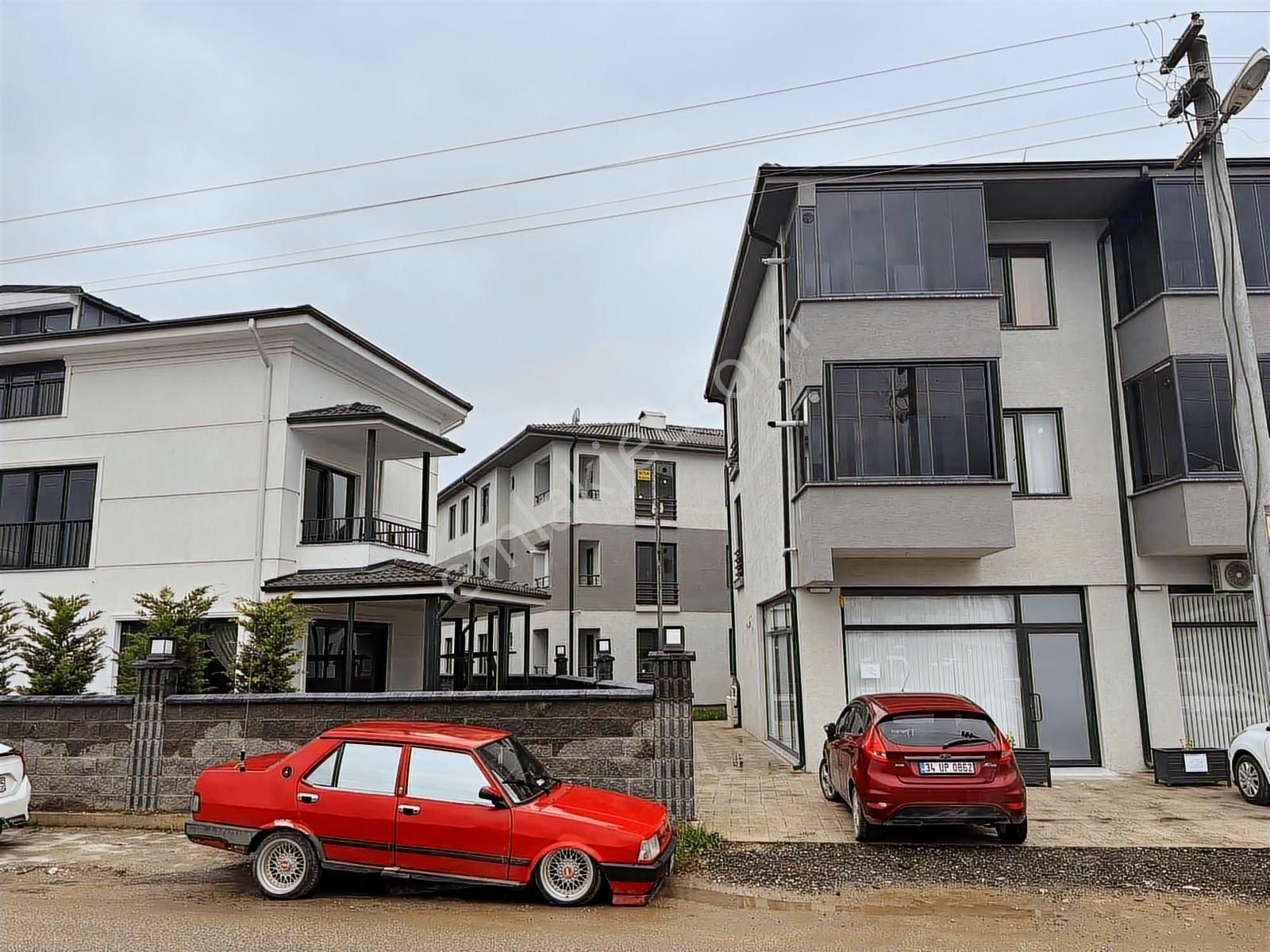 Kültür Merkezi Karşısı | İskanlı | Sıfır | 3. Kat | 1+1 Daire - Görsel 4