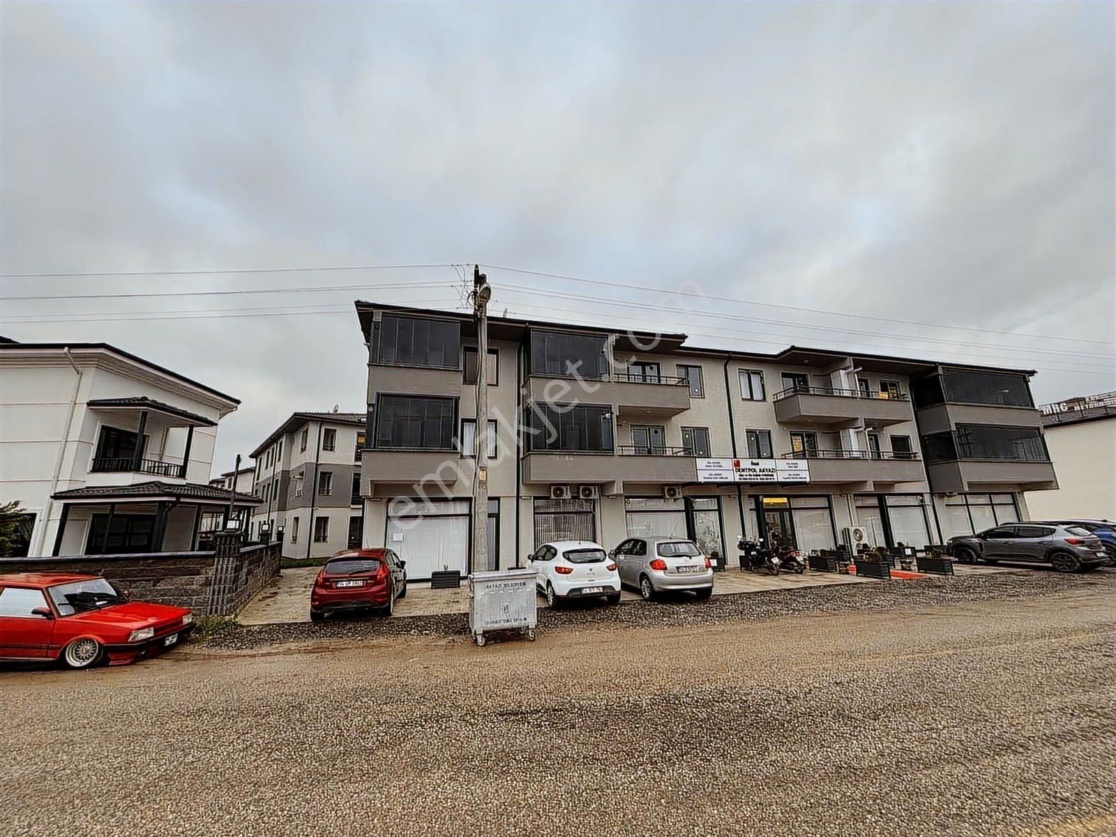 Kültür Merkezi Karşısı | İskanlı | Sıfır | 3. Kat | 1+1 Daire - Görsel 10