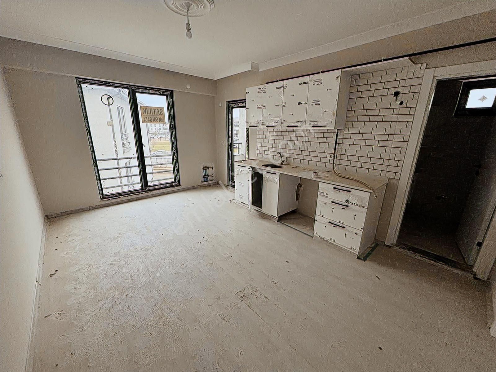 Kültür Merkezi Karşısı | İskanlı | Sıfır | 3. Kat | 1+1 Daire - Görsel 16