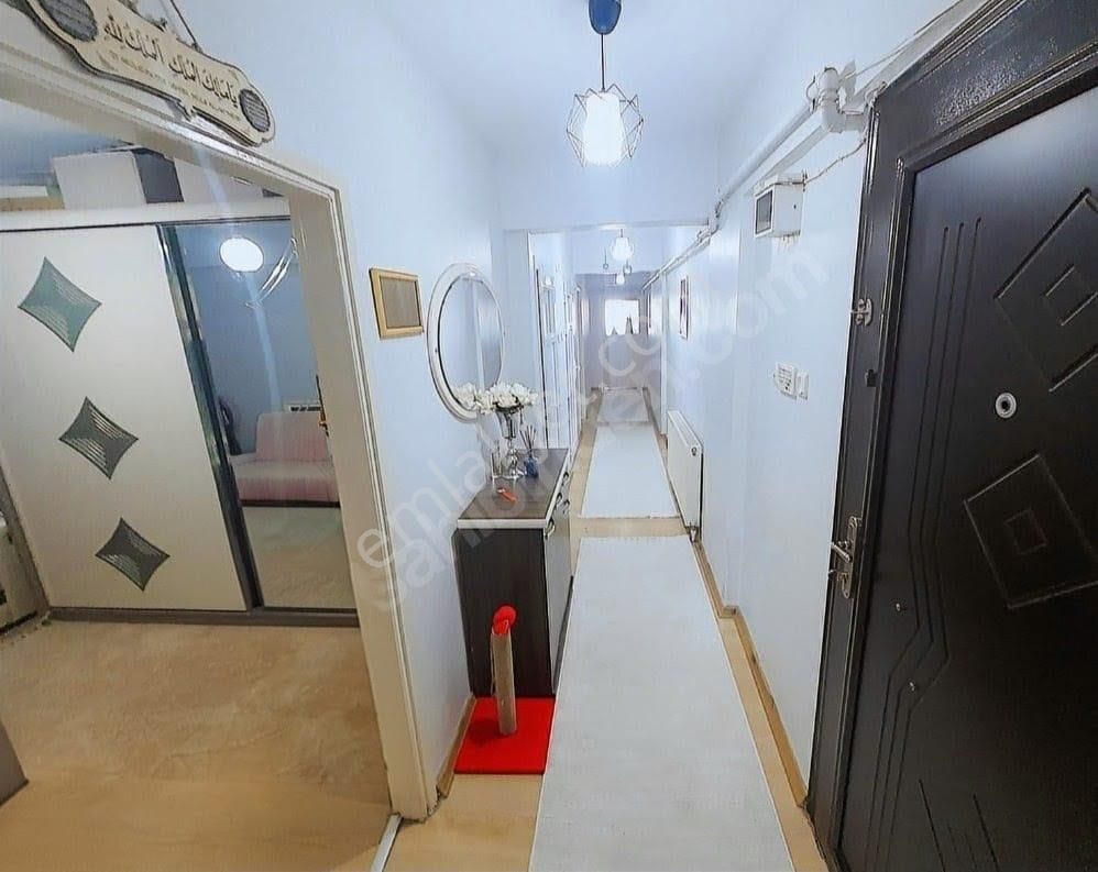 Deniz Manzaralı Merkezde Satılık Ev - Görsel 10