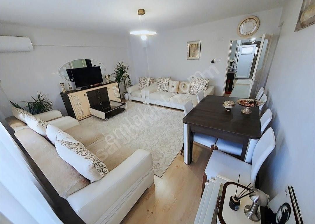 Deniz Manzaralı Merkezde Satılık Ev - Görsel 16