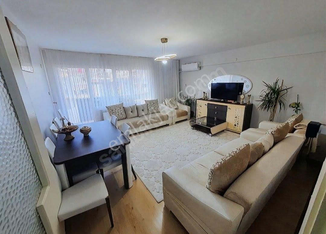 Deniz Manzaralı Merkezde Satılık Ev - Görsel 18