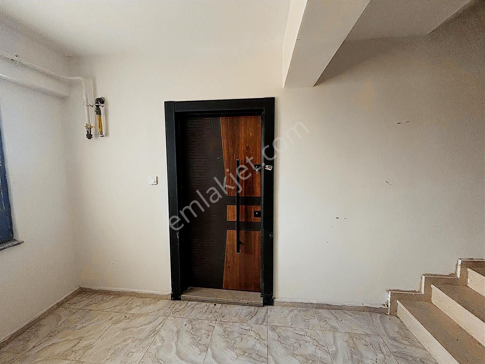 Ömerciklerde | Ara Kat | İskanlı | Ön Cephe | Sıfır | 3+1 Daire - Görsel 3