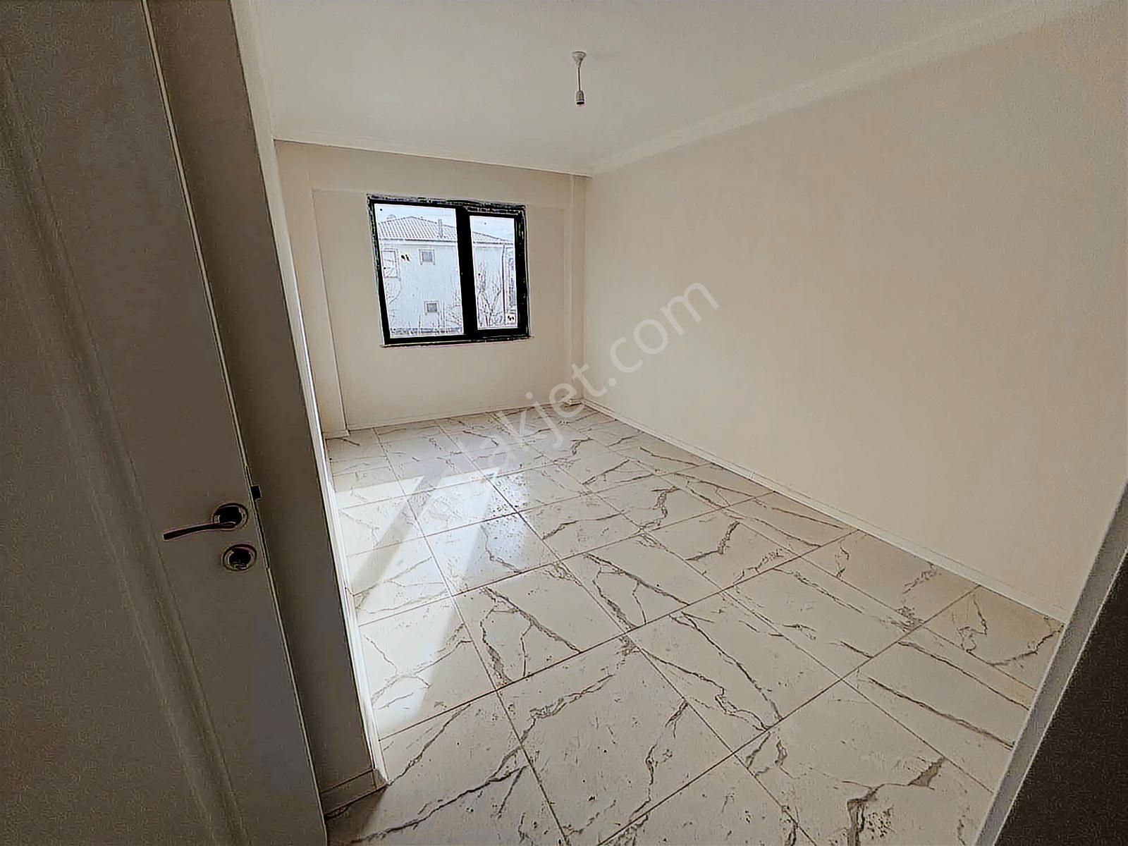 Ömerciklerde | Ara Kat | İskanlı | Ön Cephe | Sıfır | 3+1 Daire - Görsel 5