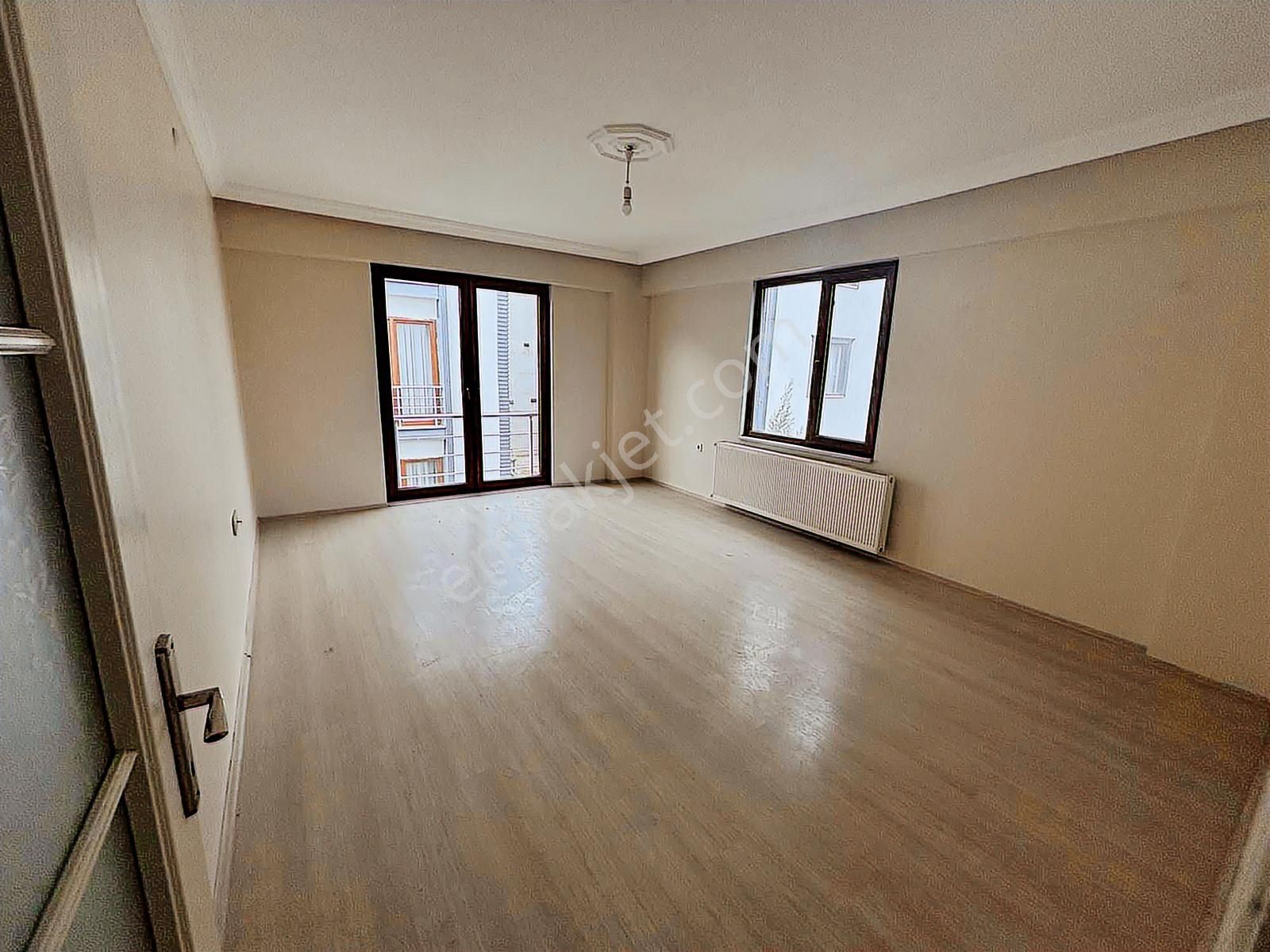 Merkezde | Katılıma Uygun | Ara Kat | Ön Cephe | İskanlı | 3+1 - Görsel 5