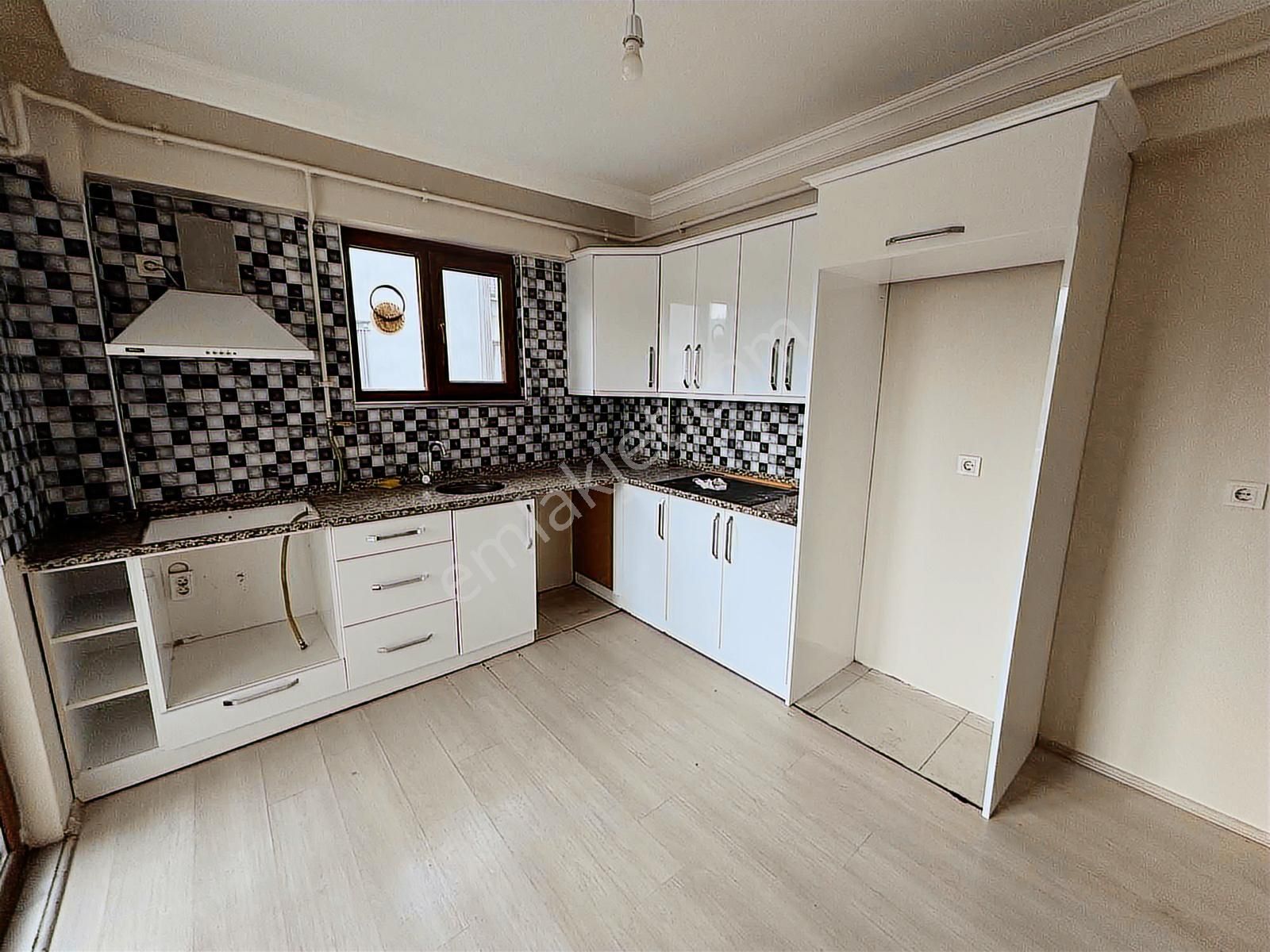 Merkezde | Katılıma Uygun | Ara Kat | Ön Cephe | İskanlı | 3+1 - Görsel 12