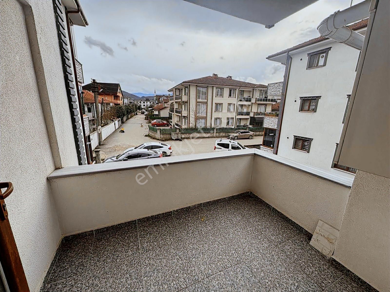 Merkezde | Katılıma Uygun | Ara Kat | Ön Cephe | İskanlı | 3+1 - Görsel 14