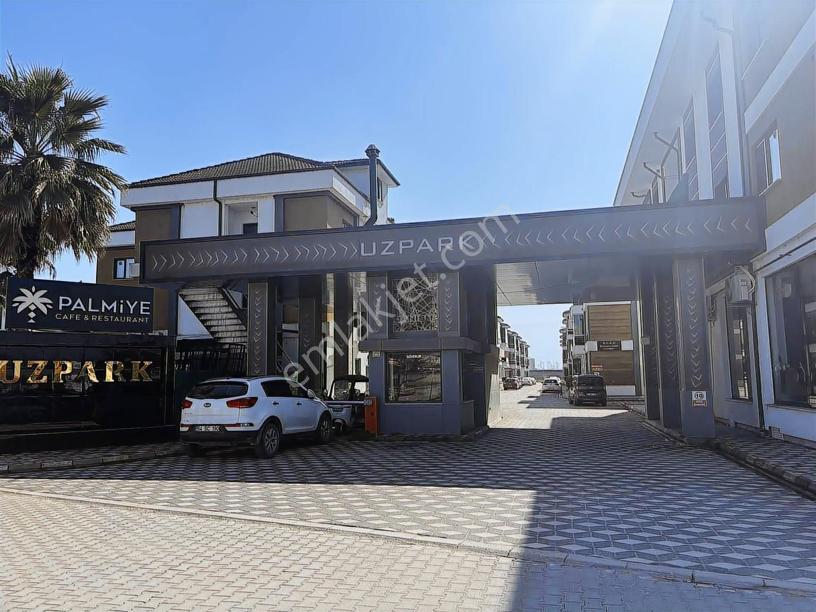 Uzpark Sitesinde Satılık Lüks 3+1 Daire - Görsel 4