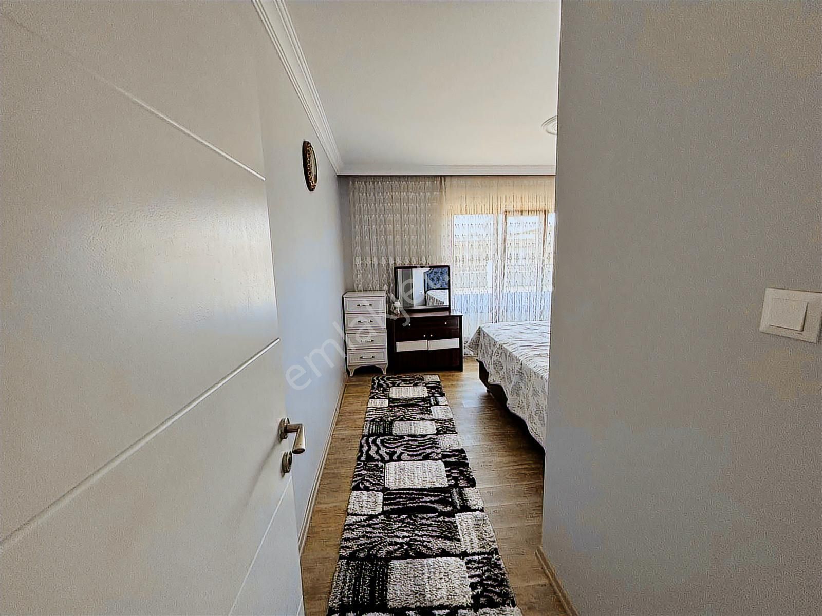 Uzpark Sitesinde Satılık Lüks 3+1 Daire - Görsel 3