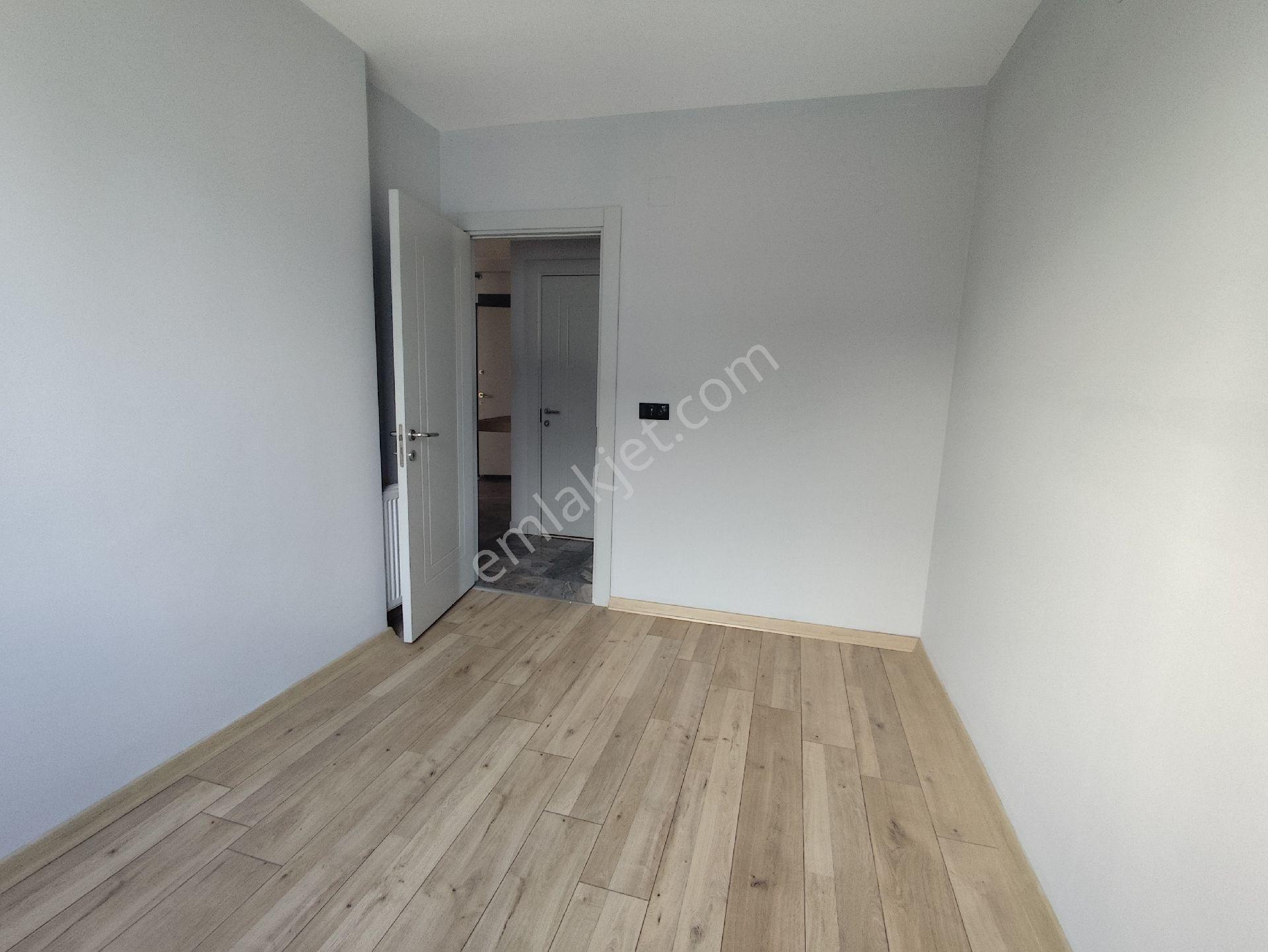 Kozanyolu'nda Kiralık 3+1 Kombili Az Katlı Daire! - Görsel 24