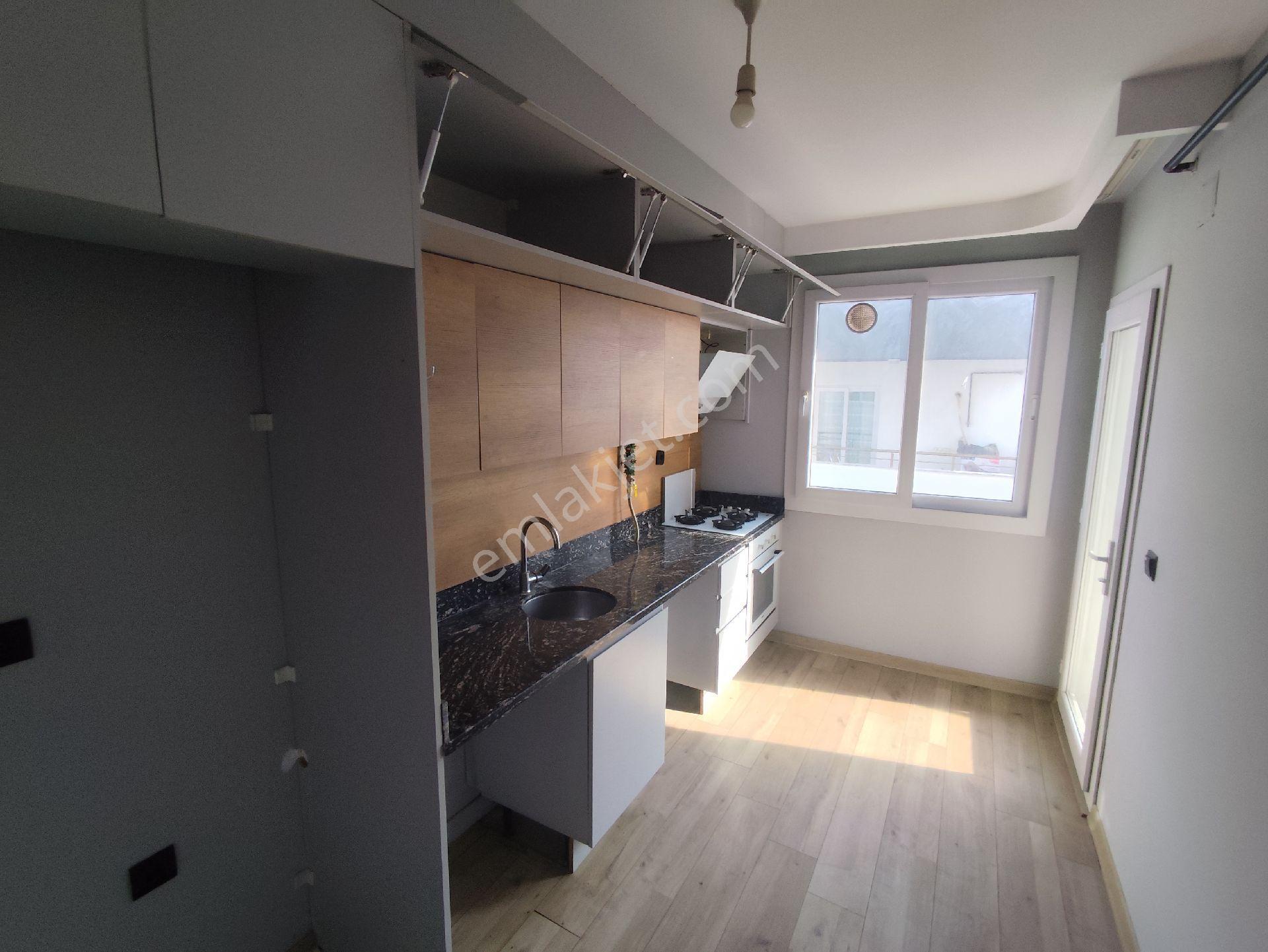 Kozanyolu'nda Kiralık 3+1 Kombili Az Katlı Daire! - Görsel 12