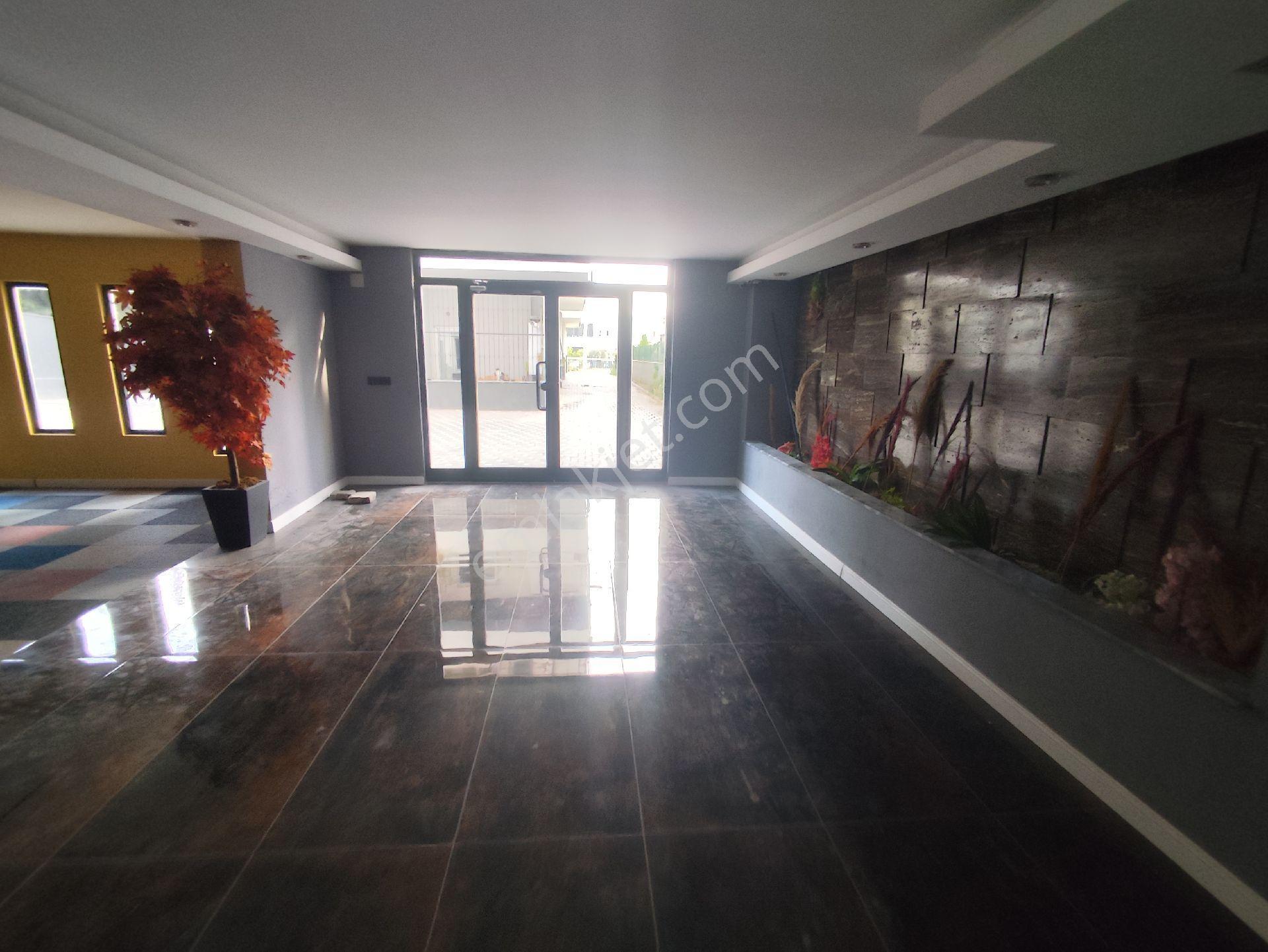 Kozanyolu'nda Kiralık 3+1 Kombili Az Katlı Daire! - Görsel 35