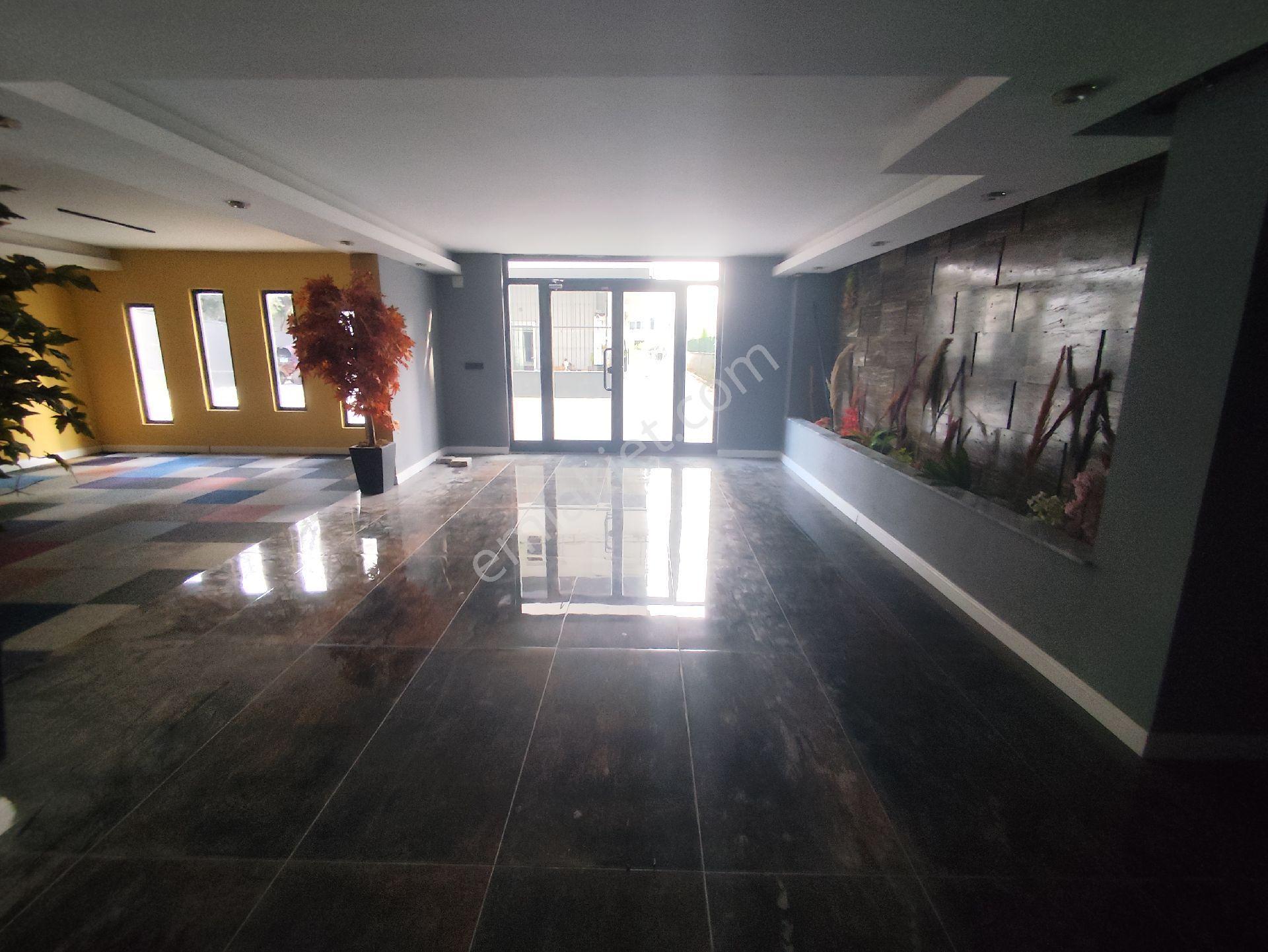 Kozanyolu'nda Kiralık 3+1 Kombili Az Katlı Daire! - Görsel 33