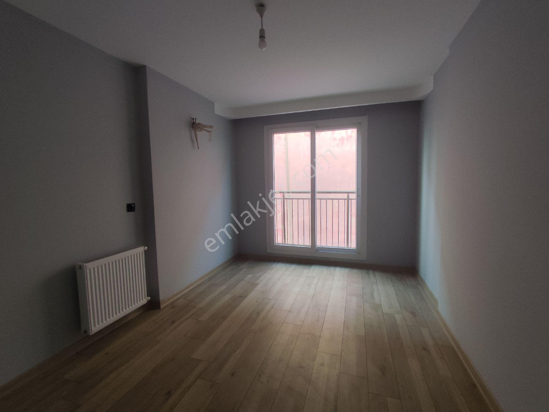 Kozanyolu'nda Kiralık 3+1 Kombili Az Katlı Daire! - Görsel 17