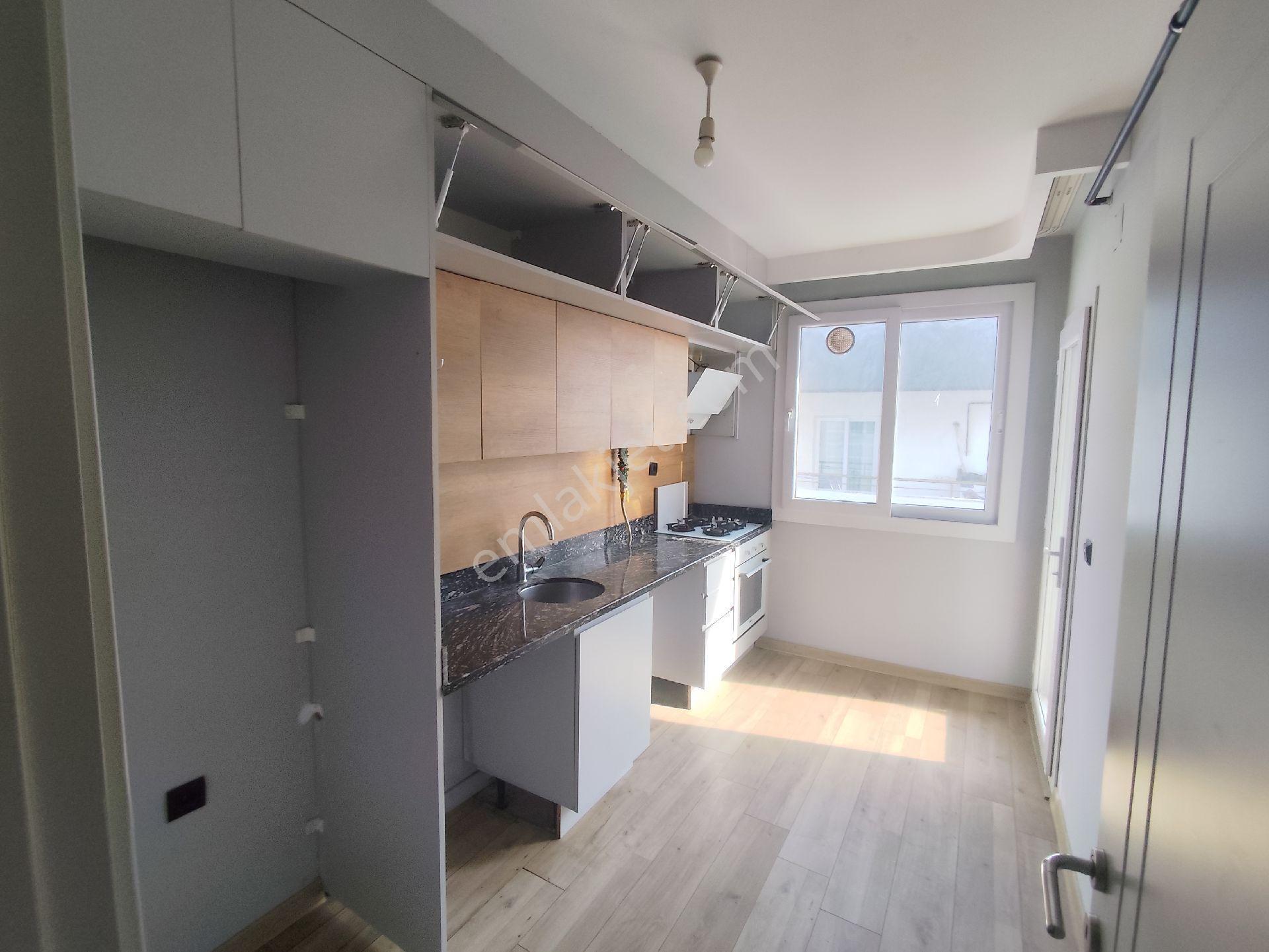 Kozanyolu'nda Kiralık 3+1 Kombili Az Katlı Daire! - Görsel 11