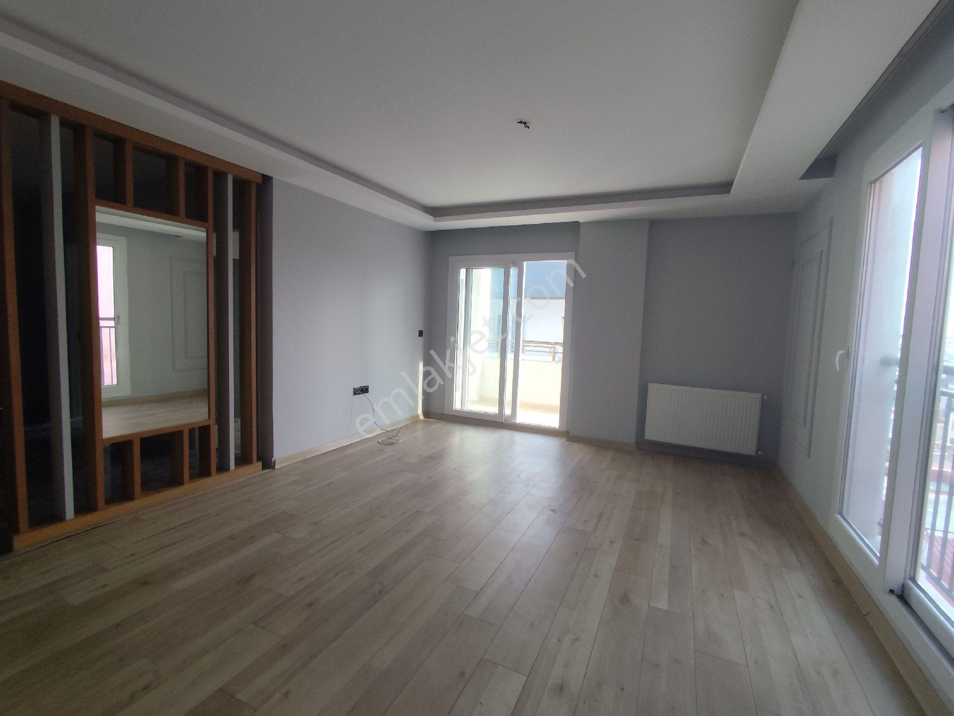 Kozanyolu'nda Kiralık 3+1 Kombili Az Katlı Daire! - Görsel 2