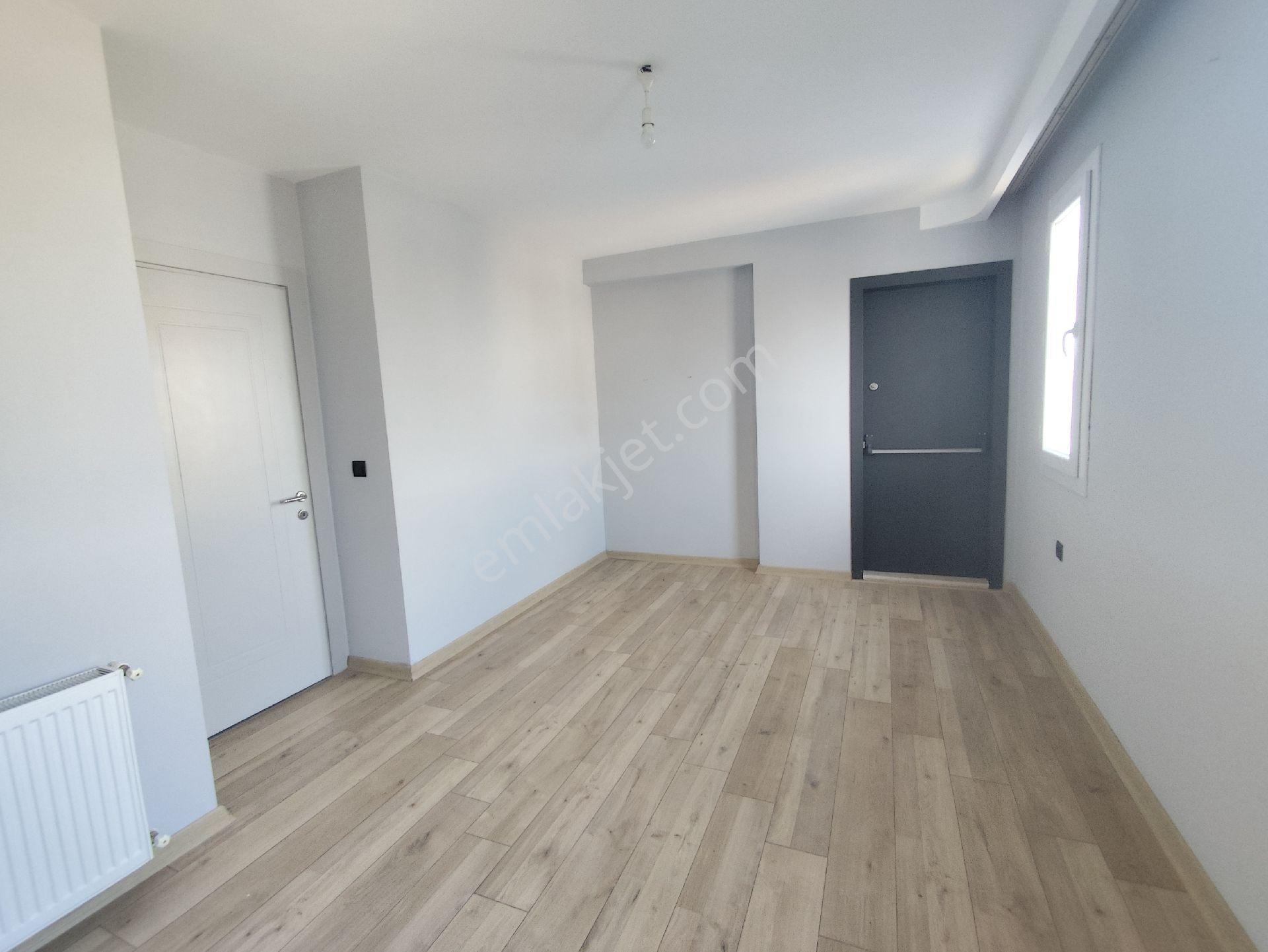 Kozanyolu'nda Kiralık 3+1 Kombili Az Katlı Daire! - Görsel 28