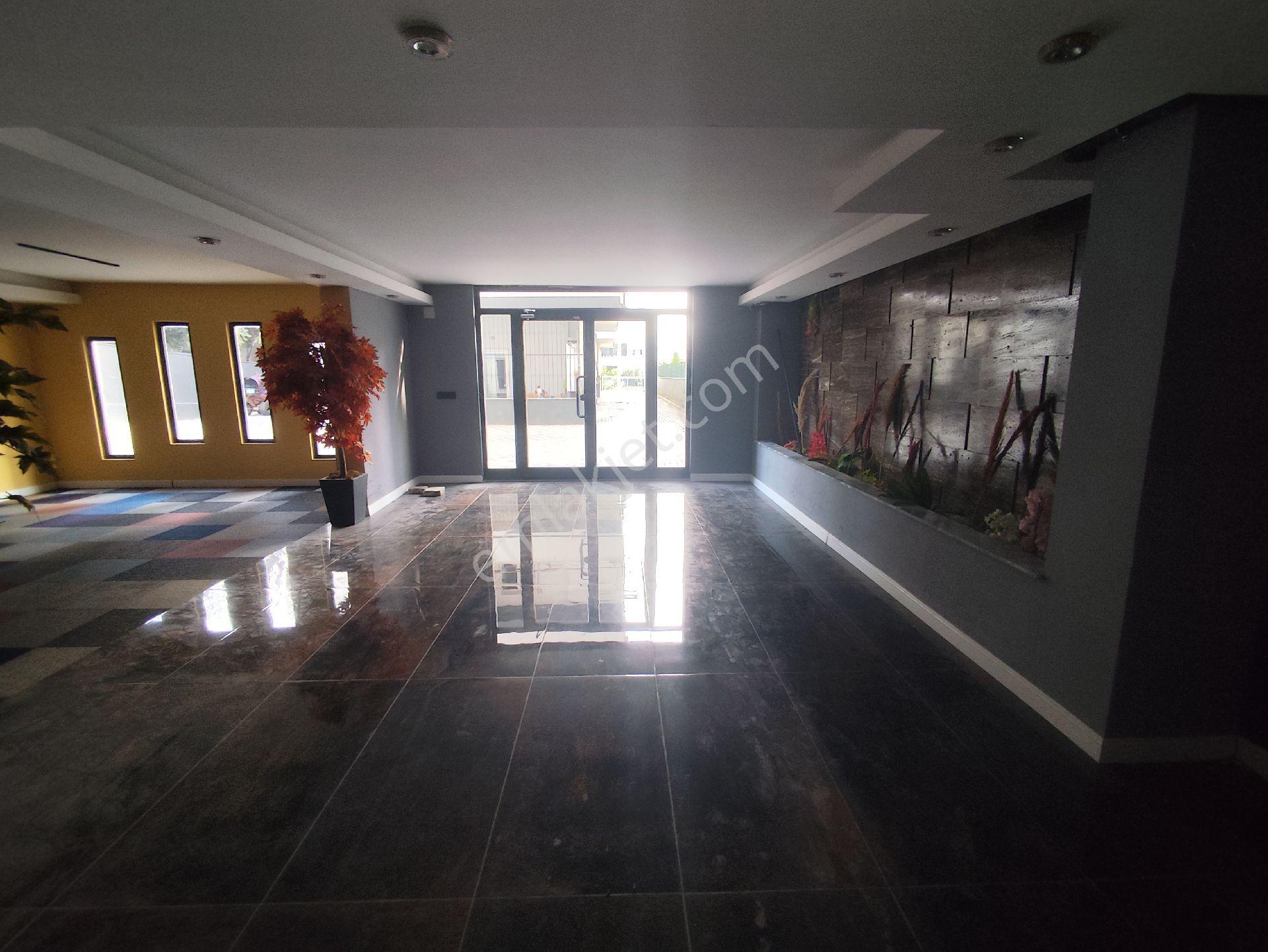 Kozanyolu'nda Kiralık 3+1 Kombili Az Katlı Daire! - Görsel 34