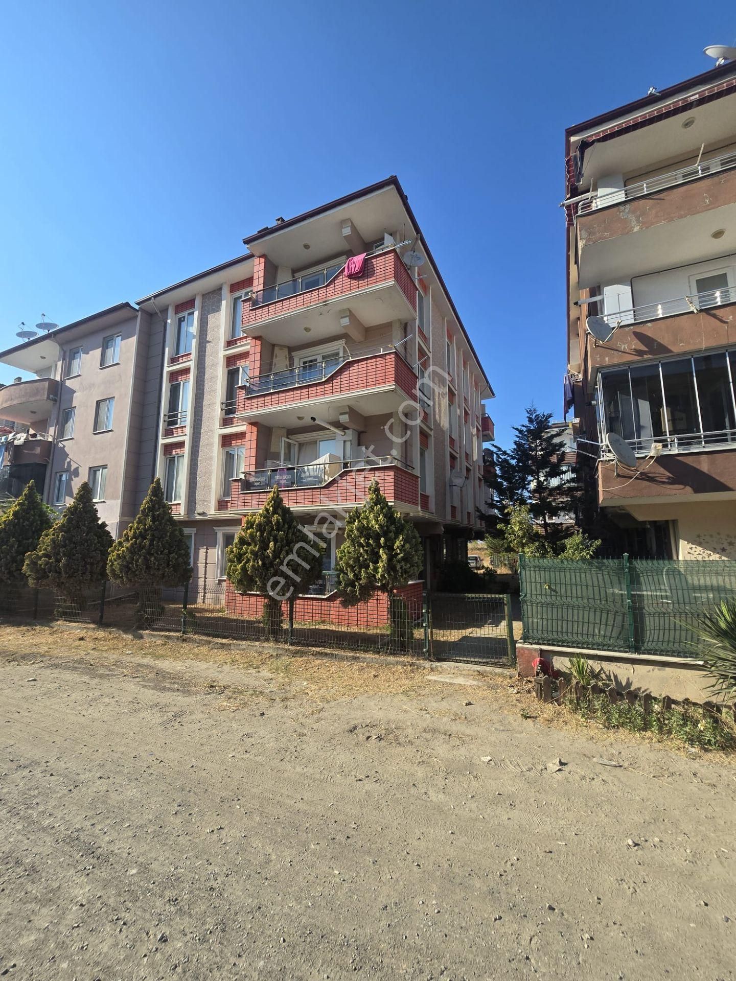 Karasu Carpediem Otel Karşısı Kombili Katta 2+1