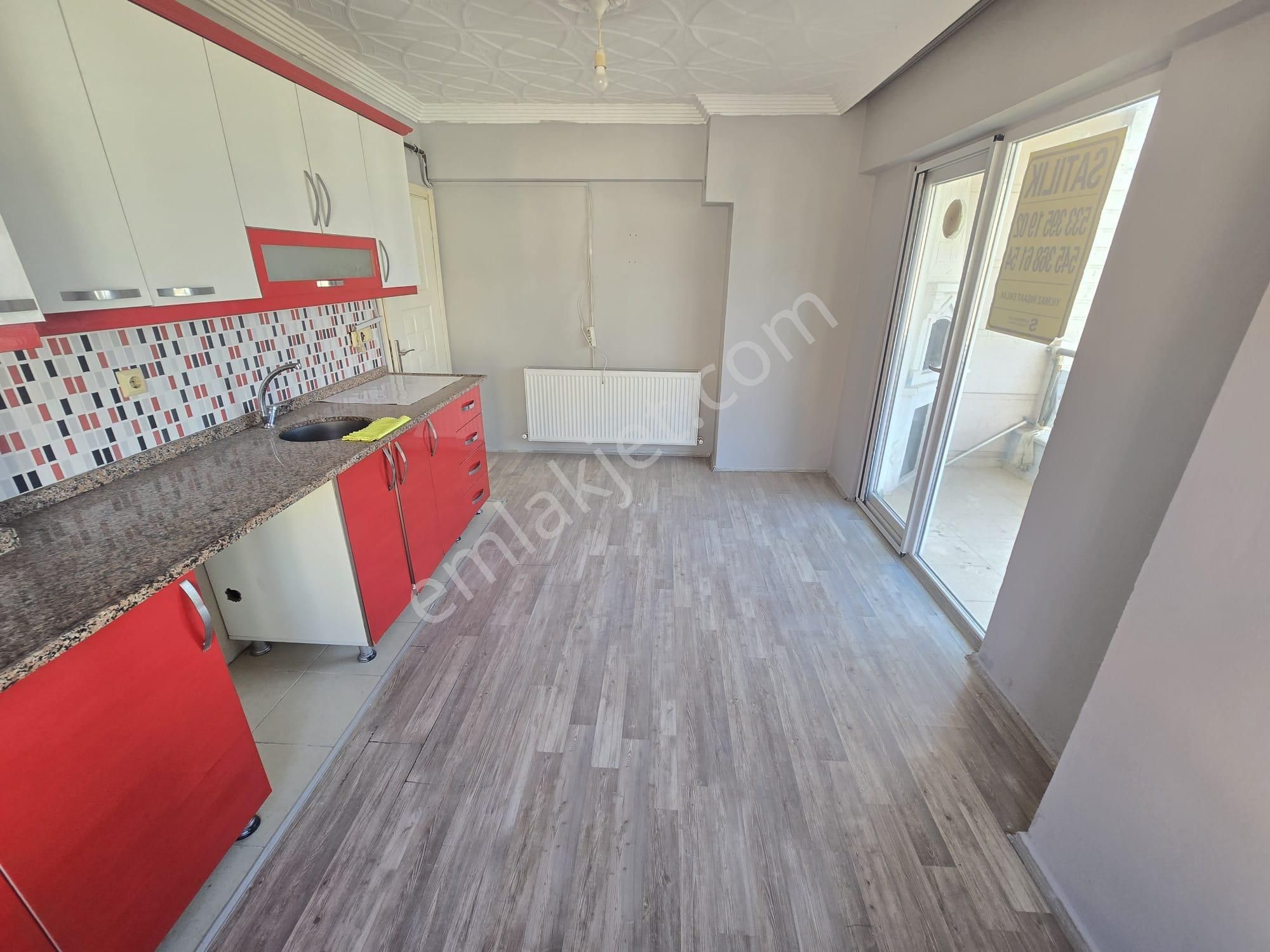 Karasu Carpediem Otel Karşısı Kombili Katta 2+1 - Görsel 2