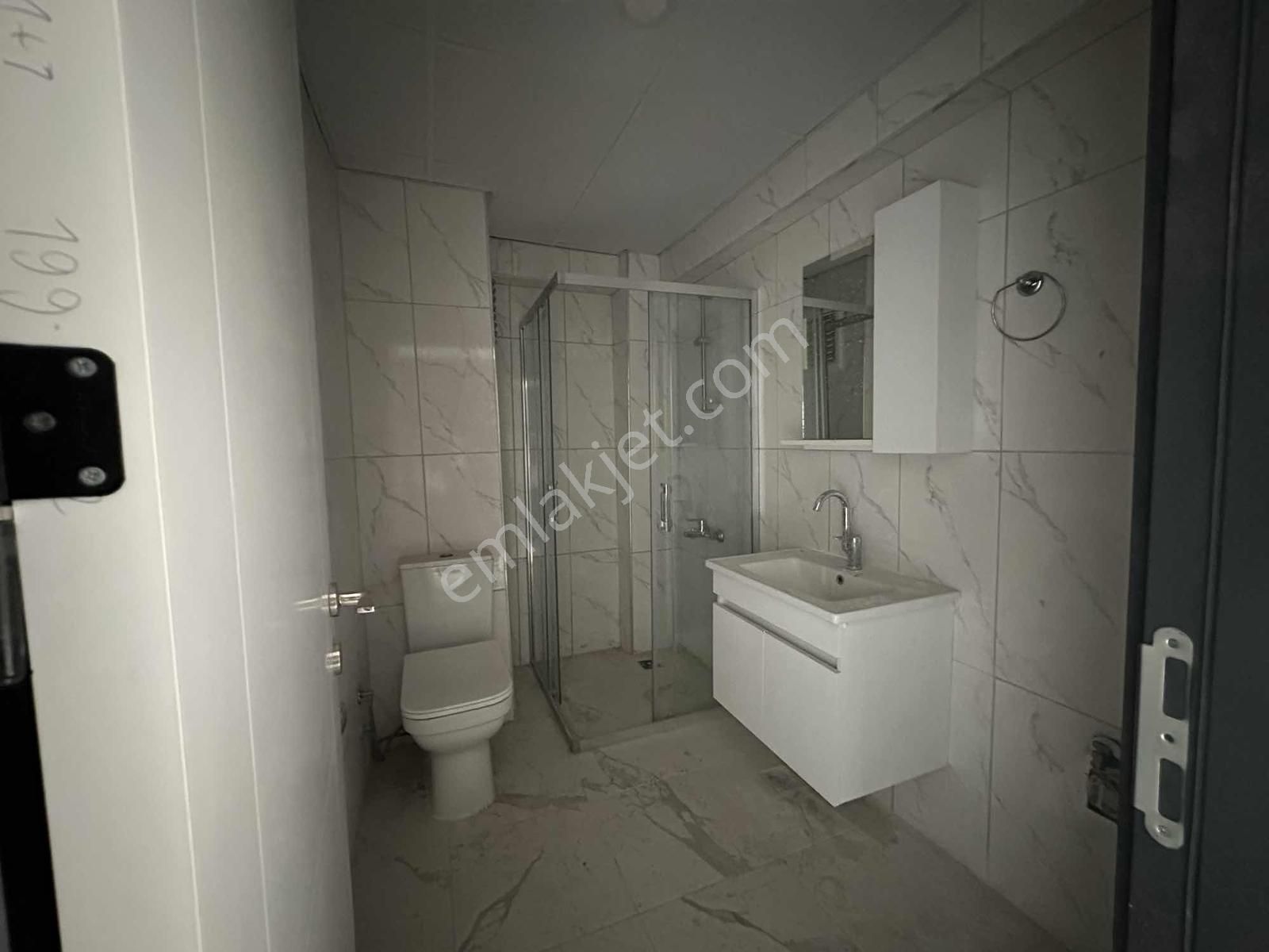 Aker Emlaktan Yunus Emre Mahallesinde İskanlı - Görsel 3