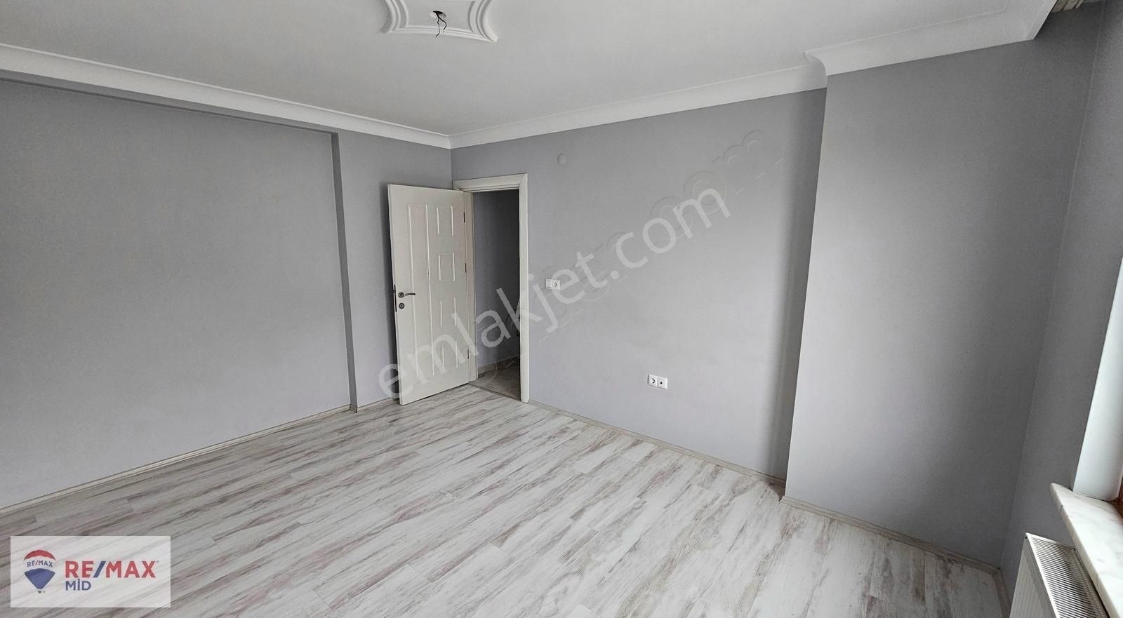 Remax Mid'den Paşa Alanı Mahallesinde Satılık 3+1 Daire - Görsel 20