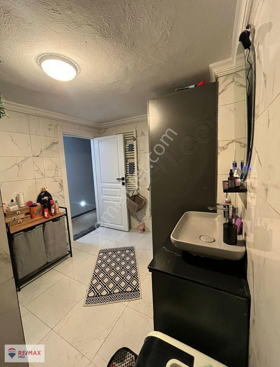 Remax Mıd 'den Çarşı Merkezde Satılık Emsalsız Daıre - Görsel 13
