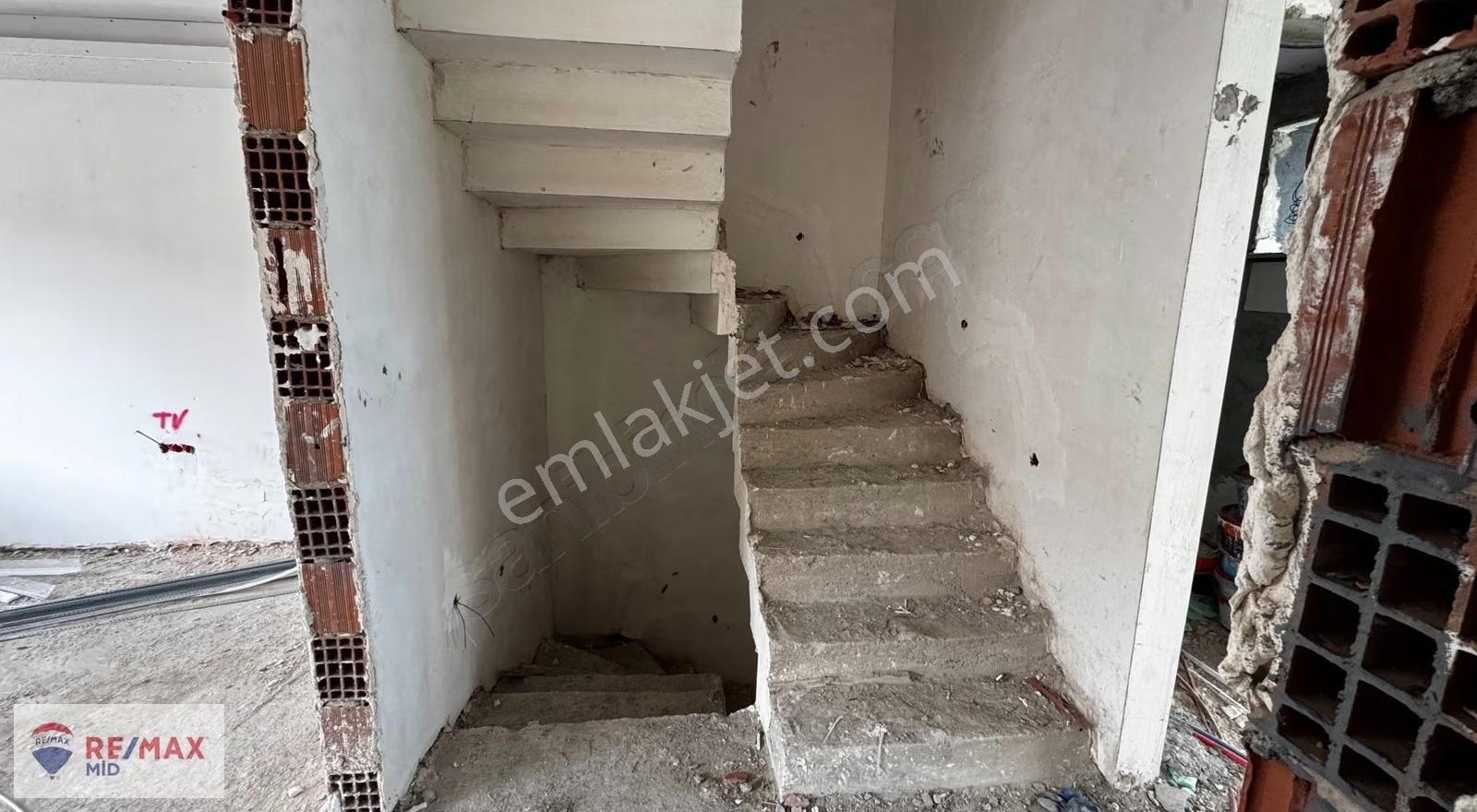 Kuvayi Milliye Mah. Satılık Tripleks Villa - İçini Sen Tasarla - Görsel 2