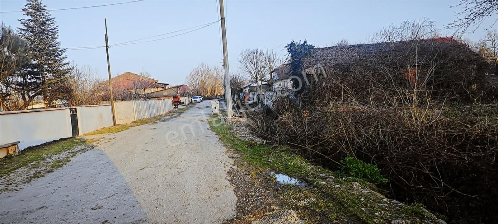 Yol Su Elektrik Önünde Müstakil Tapu Kaçmaz Konum - Görsel 6