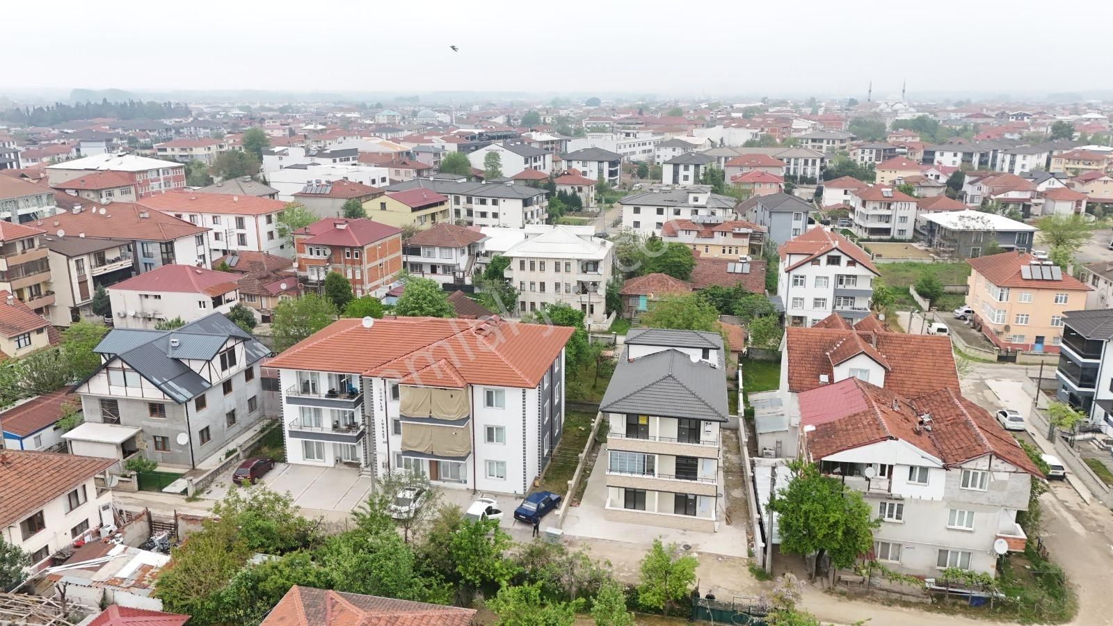 Aker Emlaktan Ada Caddesinde 1+1 - Görsel 6