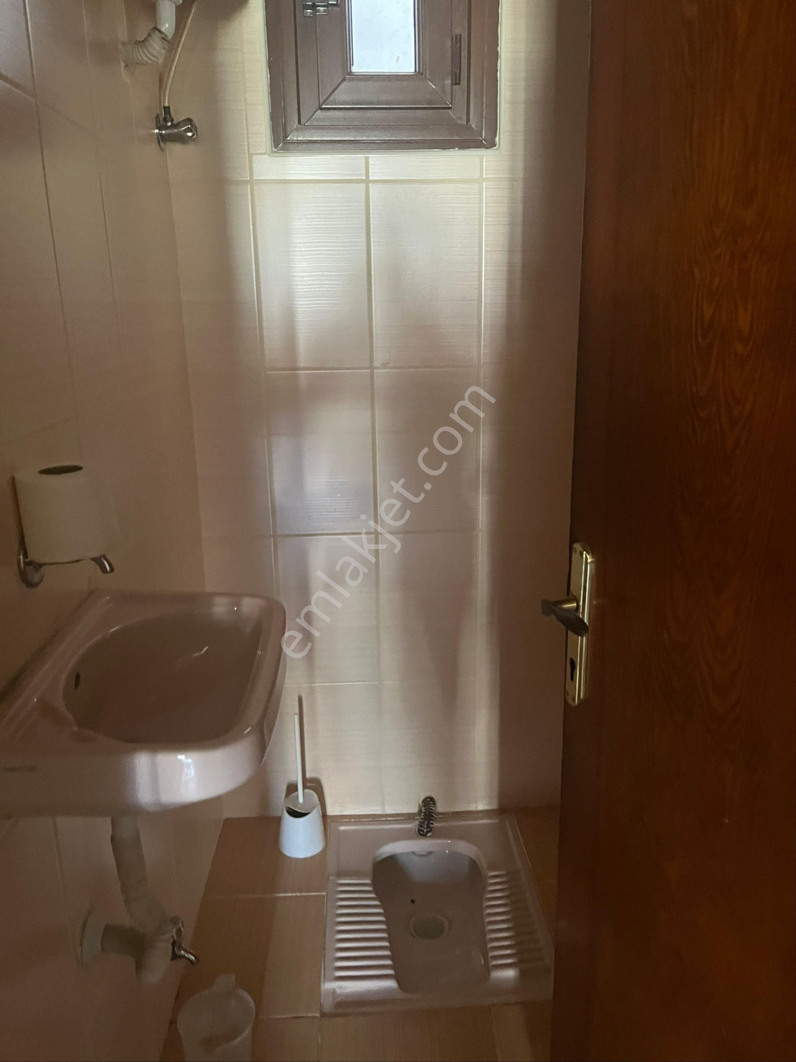 Tramvaya Ve Ana Caddeye Yakın 3+1 Geniş Kiralık Daire - Görsel 25
