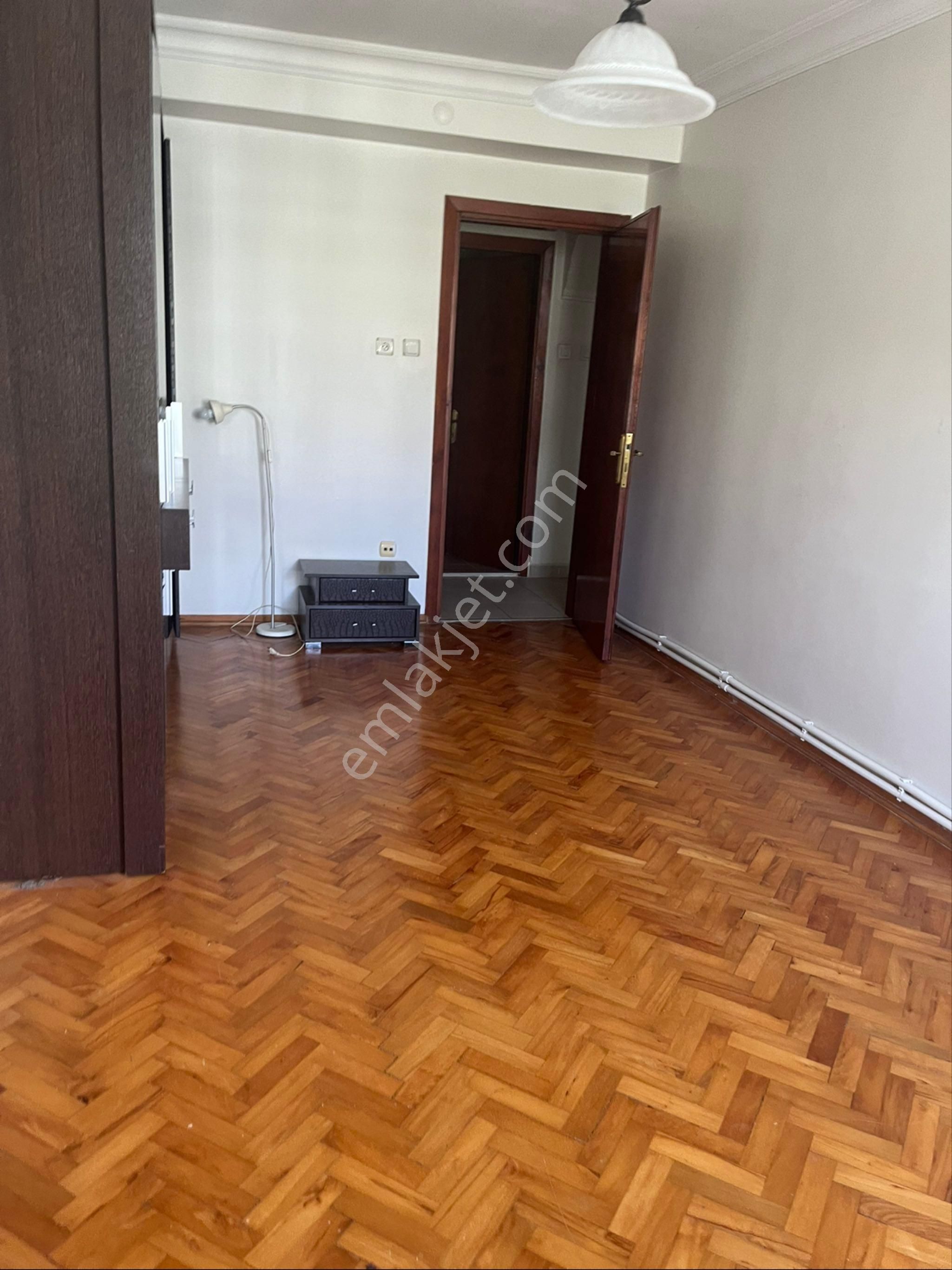 Tramvaya Ve Ana Caddeye Yakın 3+1 Geniş Kiralık Daire - Görsel 16