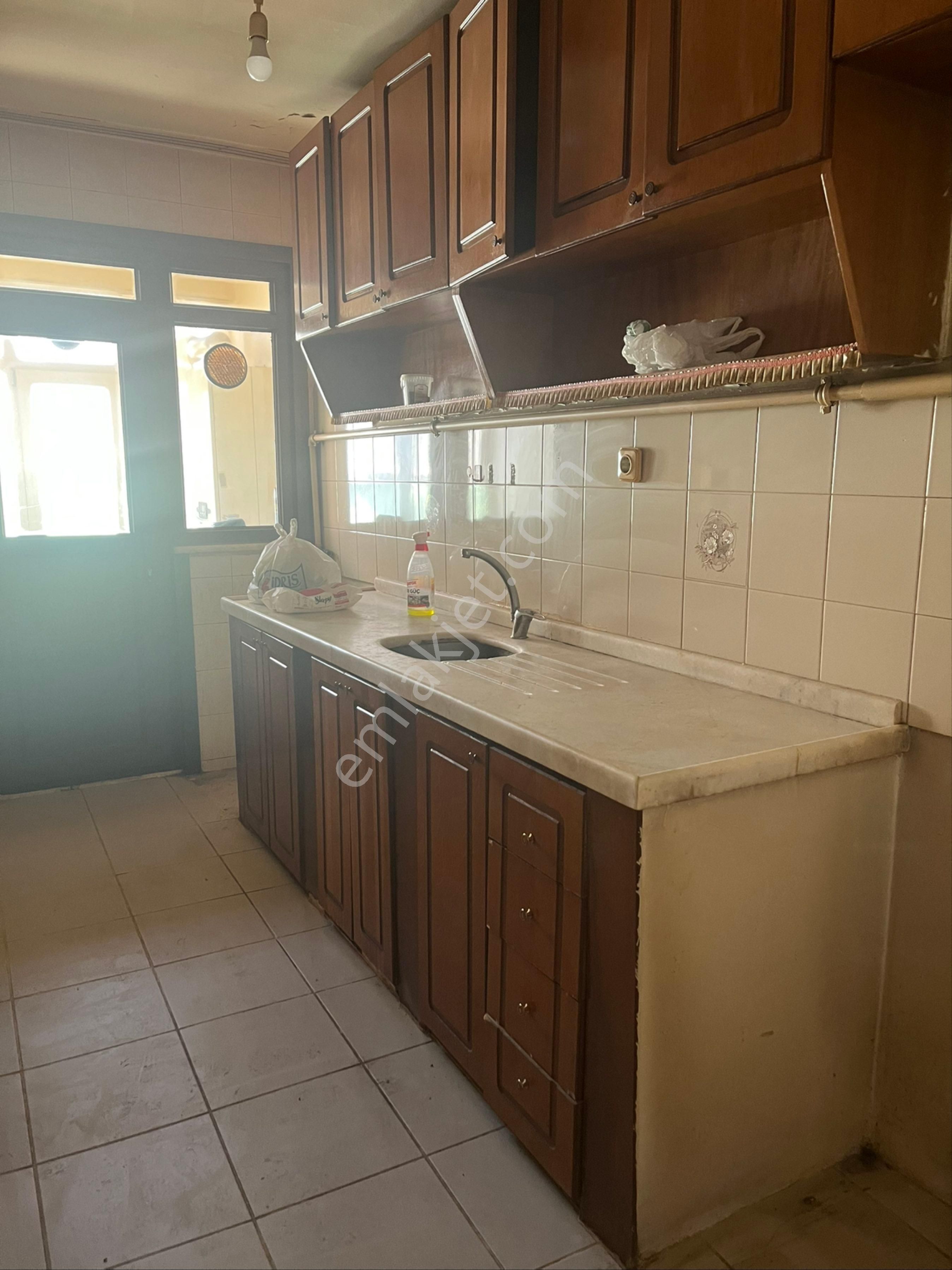 Tramvaya Ve Ana Caddeye Yakın 3+1 Geniş Kiralık Daire - Görsel 32