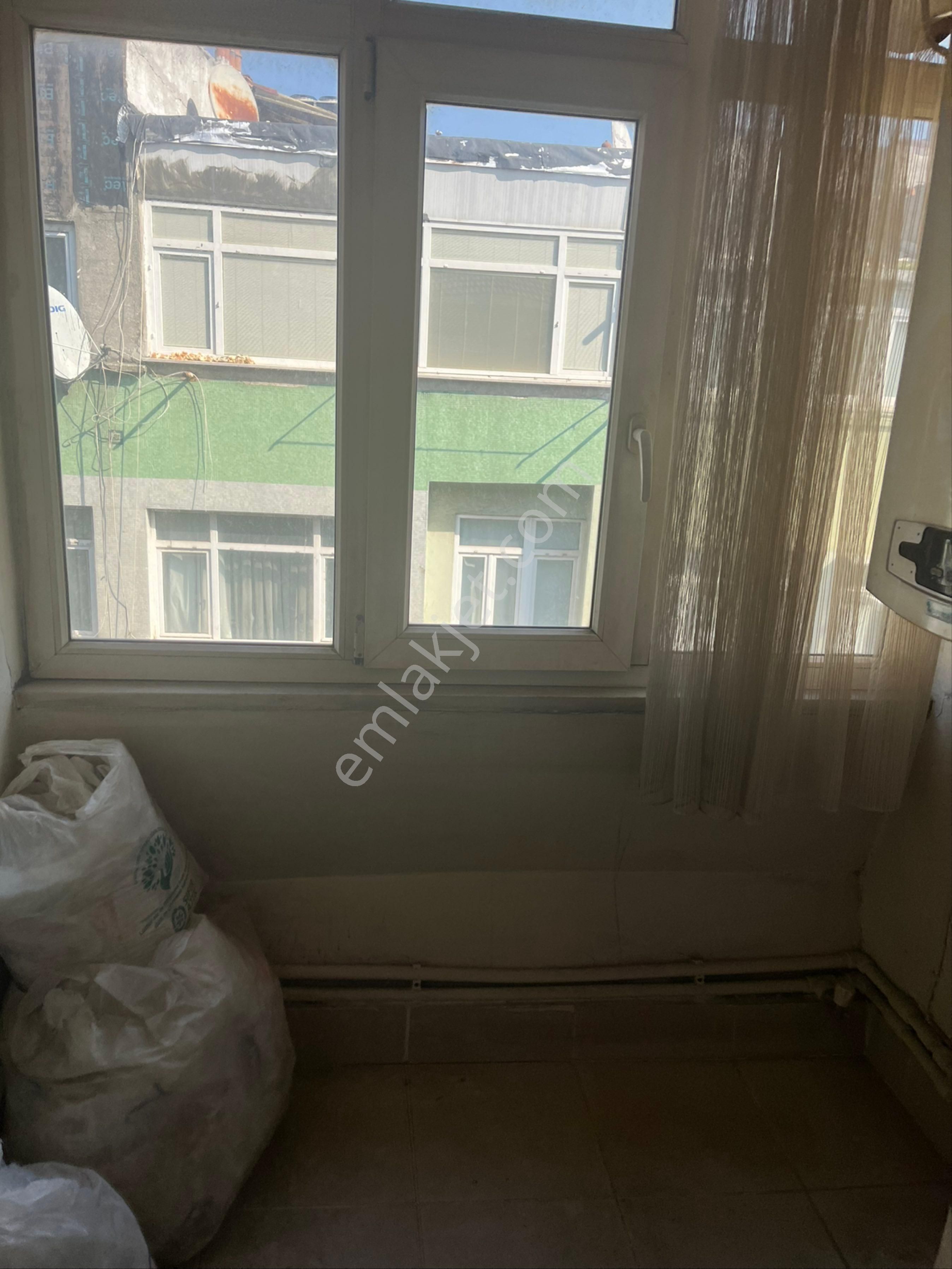 Tramvaya Ve Ana Caddeye Yakın 3+1 Geniş Kiralık Daire - Görsel 34