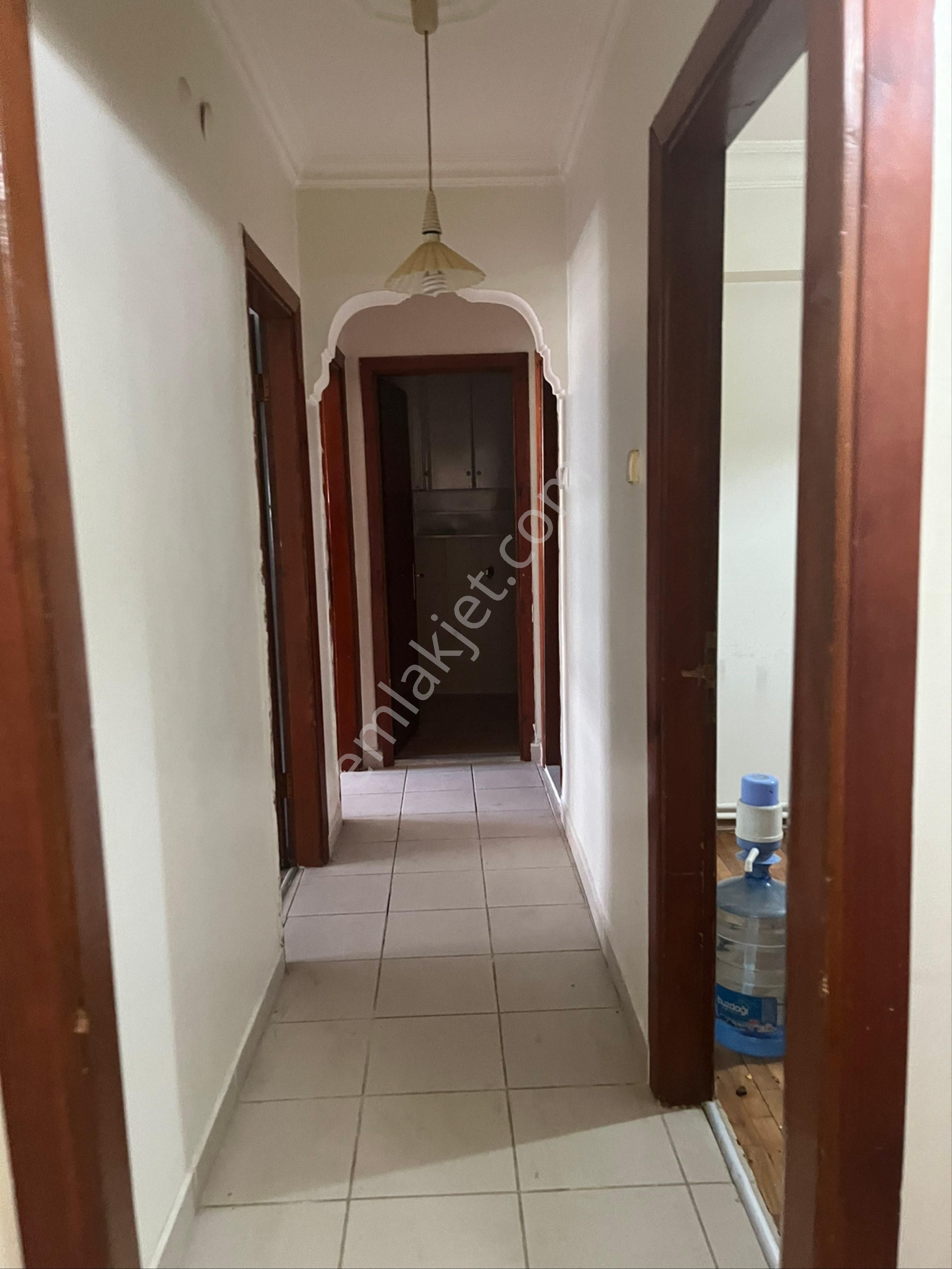 Tramvaya Ve Ana Caddeye Yakın 3+1 Geniş Kiralık Daire - Görsel 19