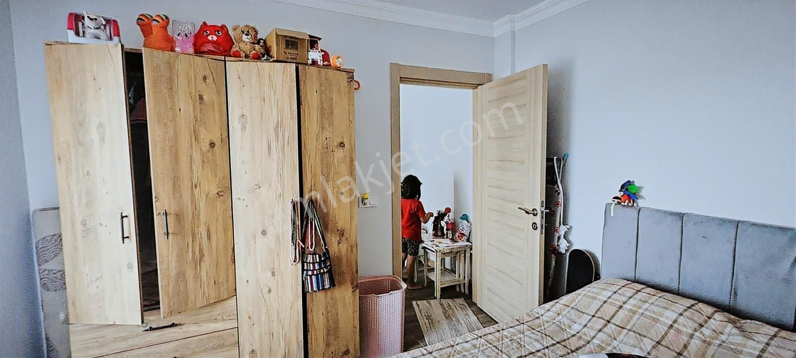 Eşyalı İskanlı Kiracılı 3.kat Satılık 1+1 Daire - Görsel 13