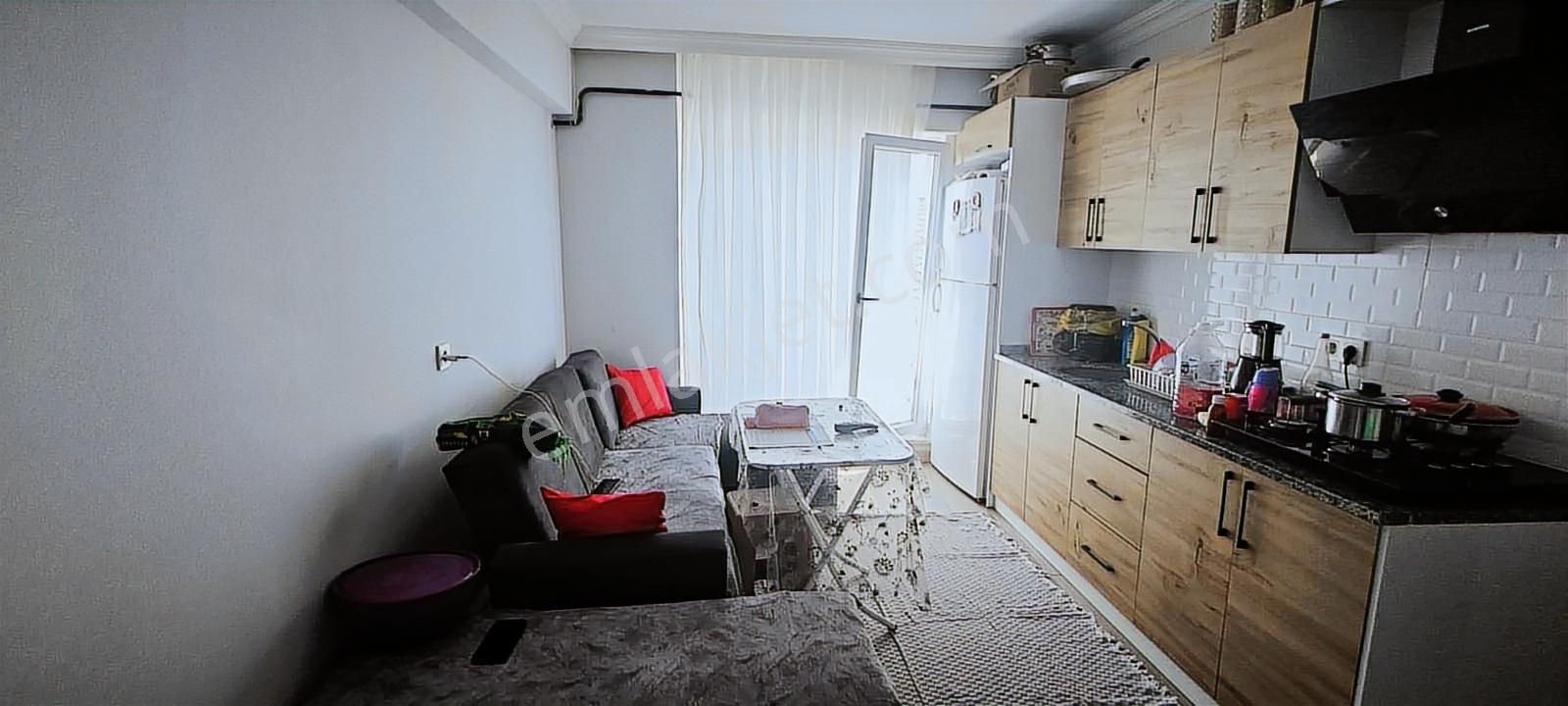 Eşyalı İskanlı Kiracılı 3.kat Satılık 1+1 Daire - Görsel 8