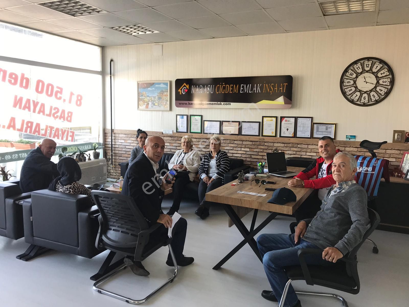Karasu Çiğdem Emlaktan...yalı Da Merkezi Yerde Kiralık 2+1 - Görsel 32