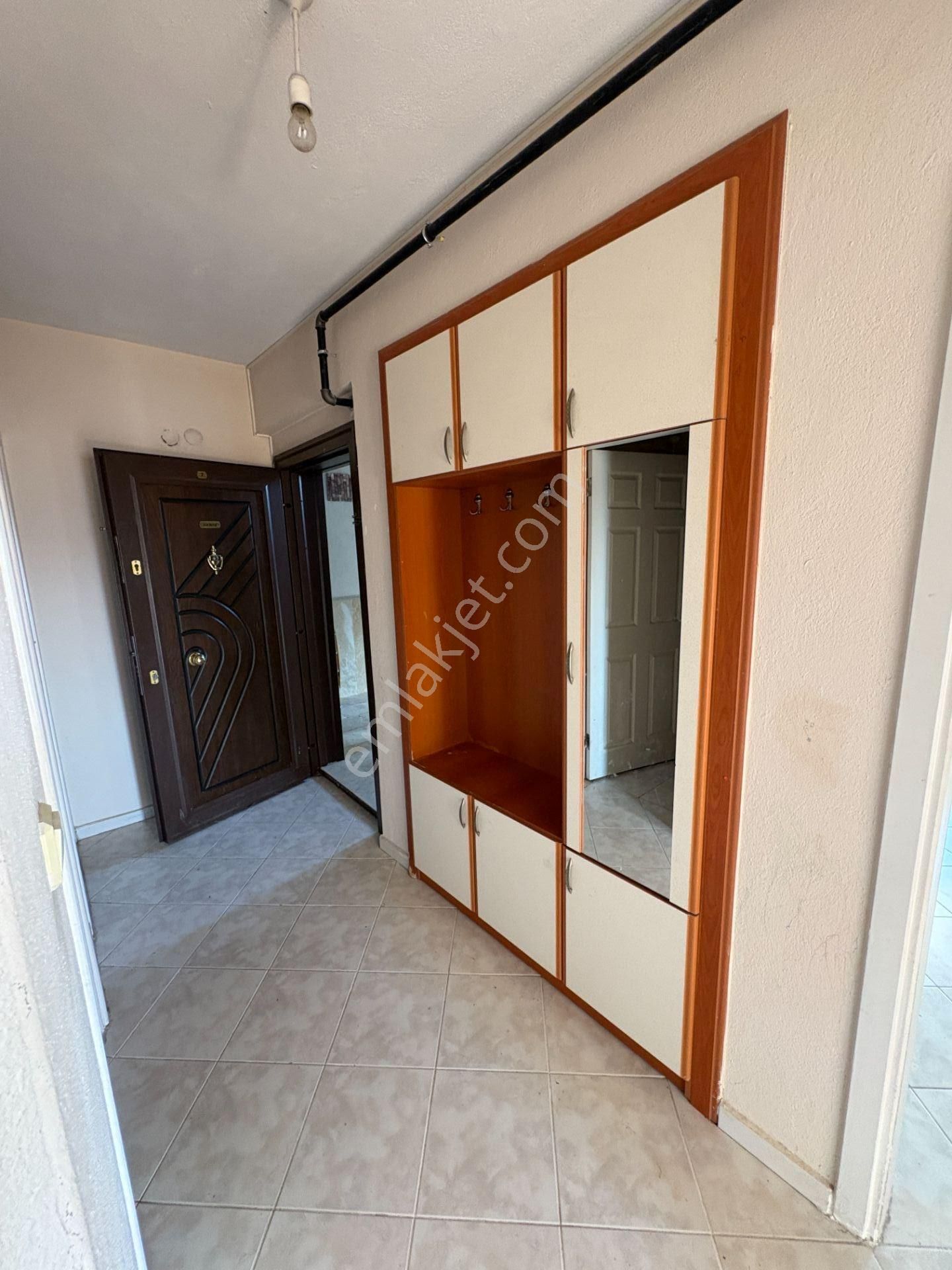 Milas Cumhuriyet Mahallesinde 3+1 Doğalgazlı Kiralık Daire - Görsel 6