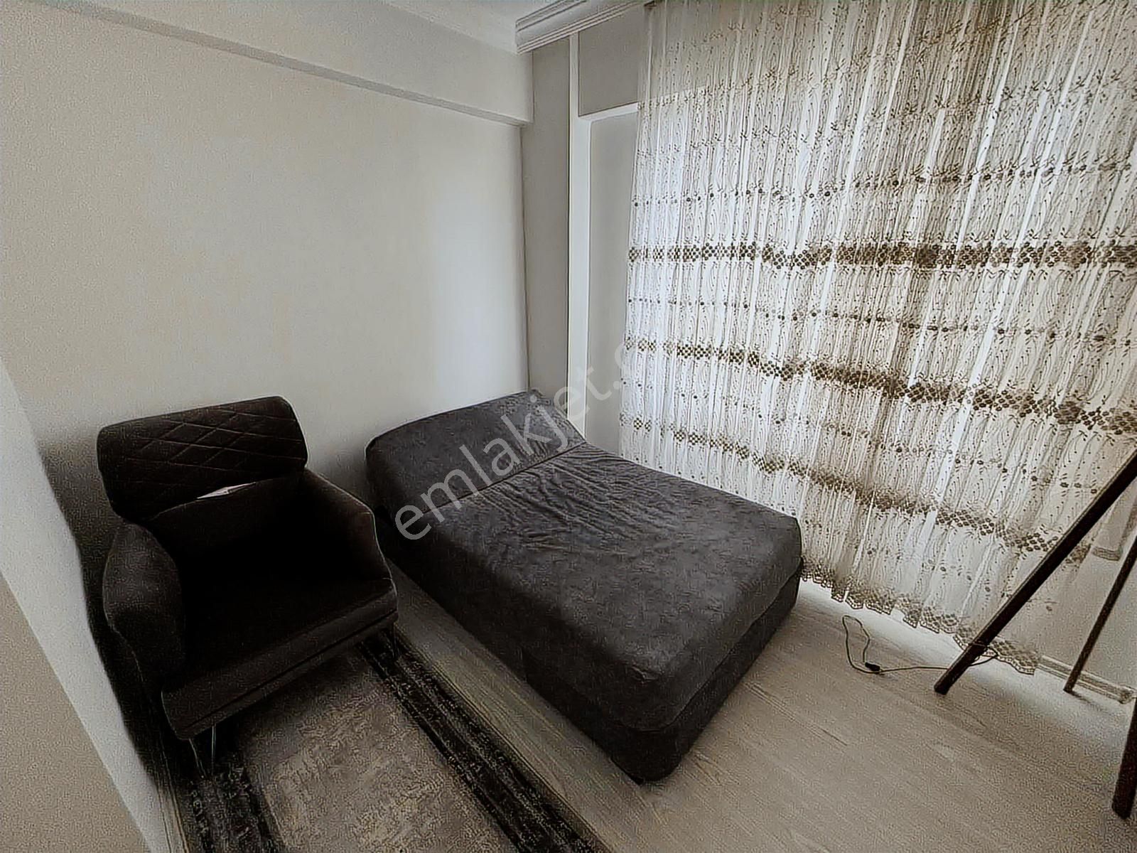 Eşyalı İskanlı Kiracılı 3.kat 1+1 Satılık Daire - Görsel 12