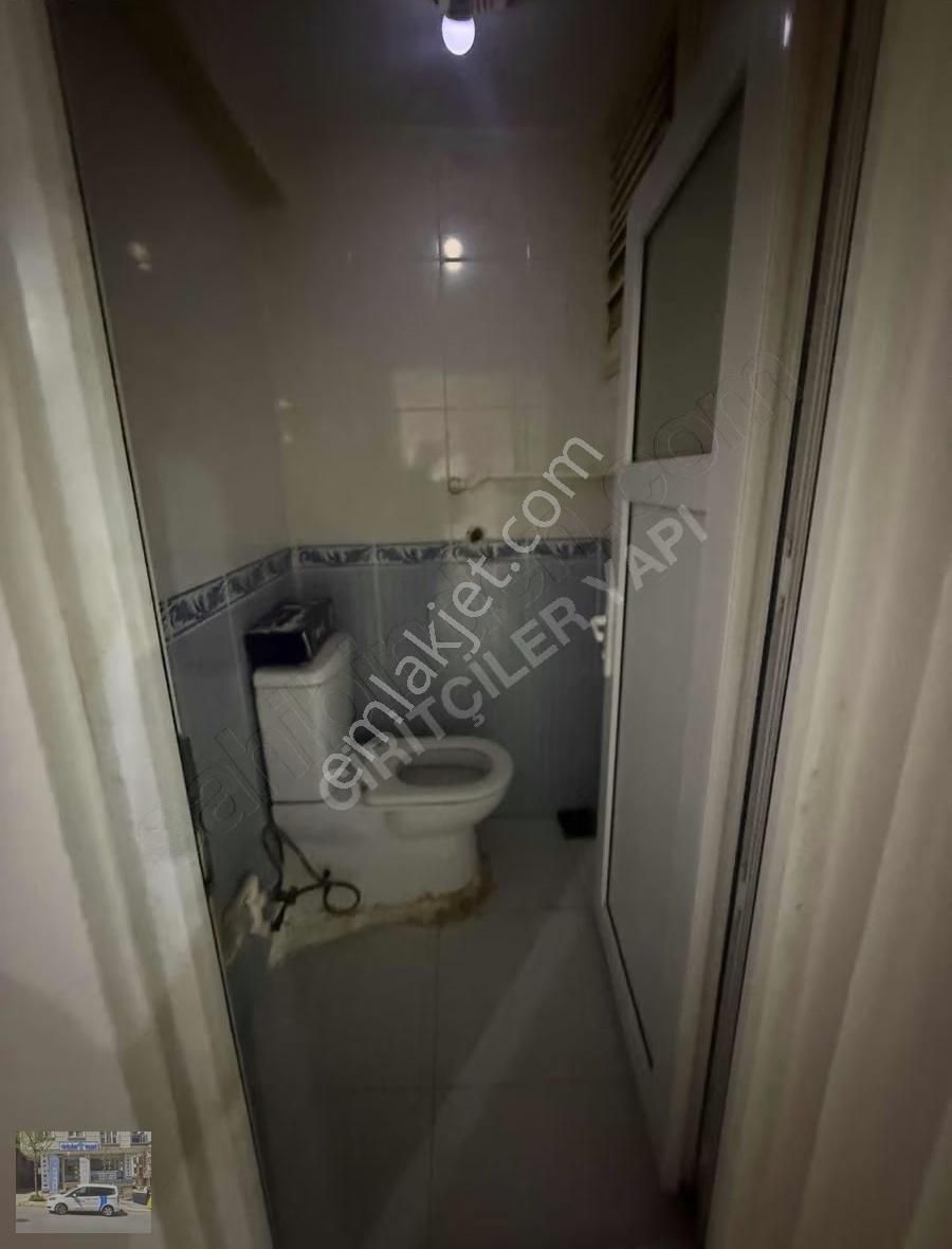 Temiz Aileye Uygun Kiralık Geniş 2+1 Daire - Görsel 6