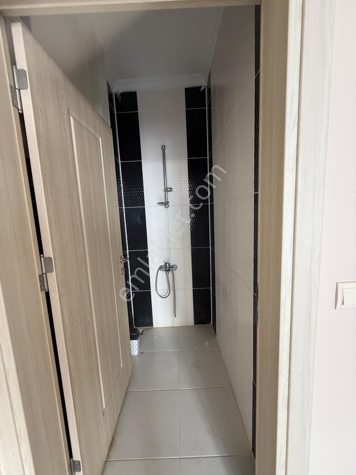 Yüksel Emlaktan İstasyon Mahallesi Park Hayat Hastanesi Karşısında Kiralık Daire - Görsel 29