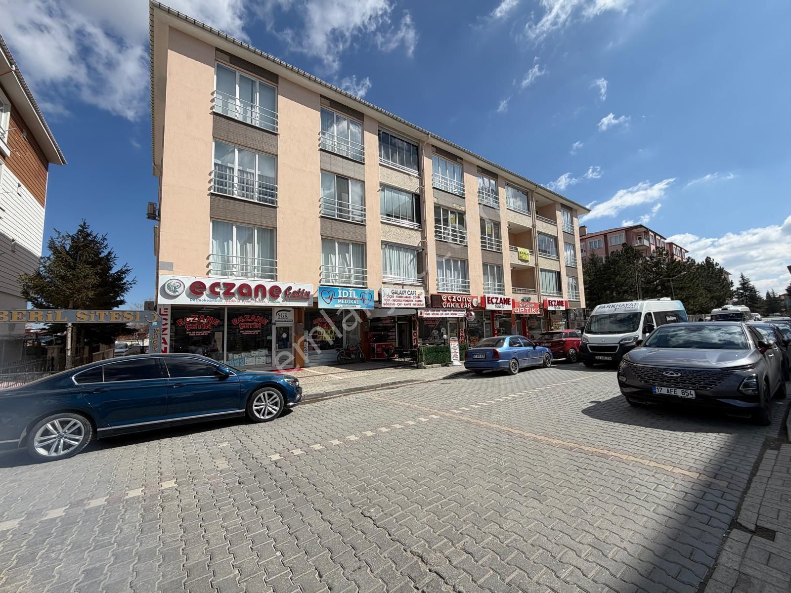 Yüksel Emlaktan İstasyon Mahallesi Park Hayat Hastanesi Karşısında Kiralık Daire