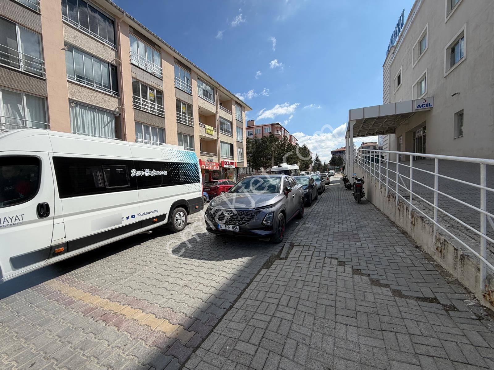 Yüksel Emlaktan İstasyon Mahallesi Park Hayat Hastanesi Karşısında Kiralık Daire - Görsel 3