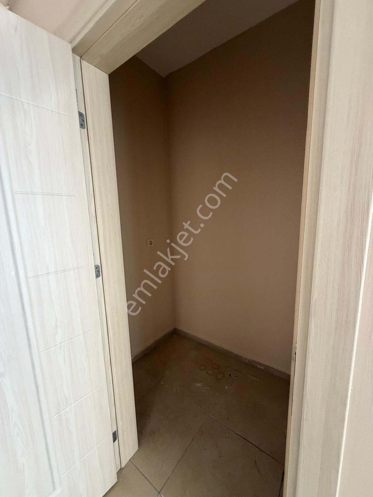 Yüksel Emlaktan İstasyon Mahallesi Park Hayat Hastanesi Karşısında Kiralık Daire - Görsel 24