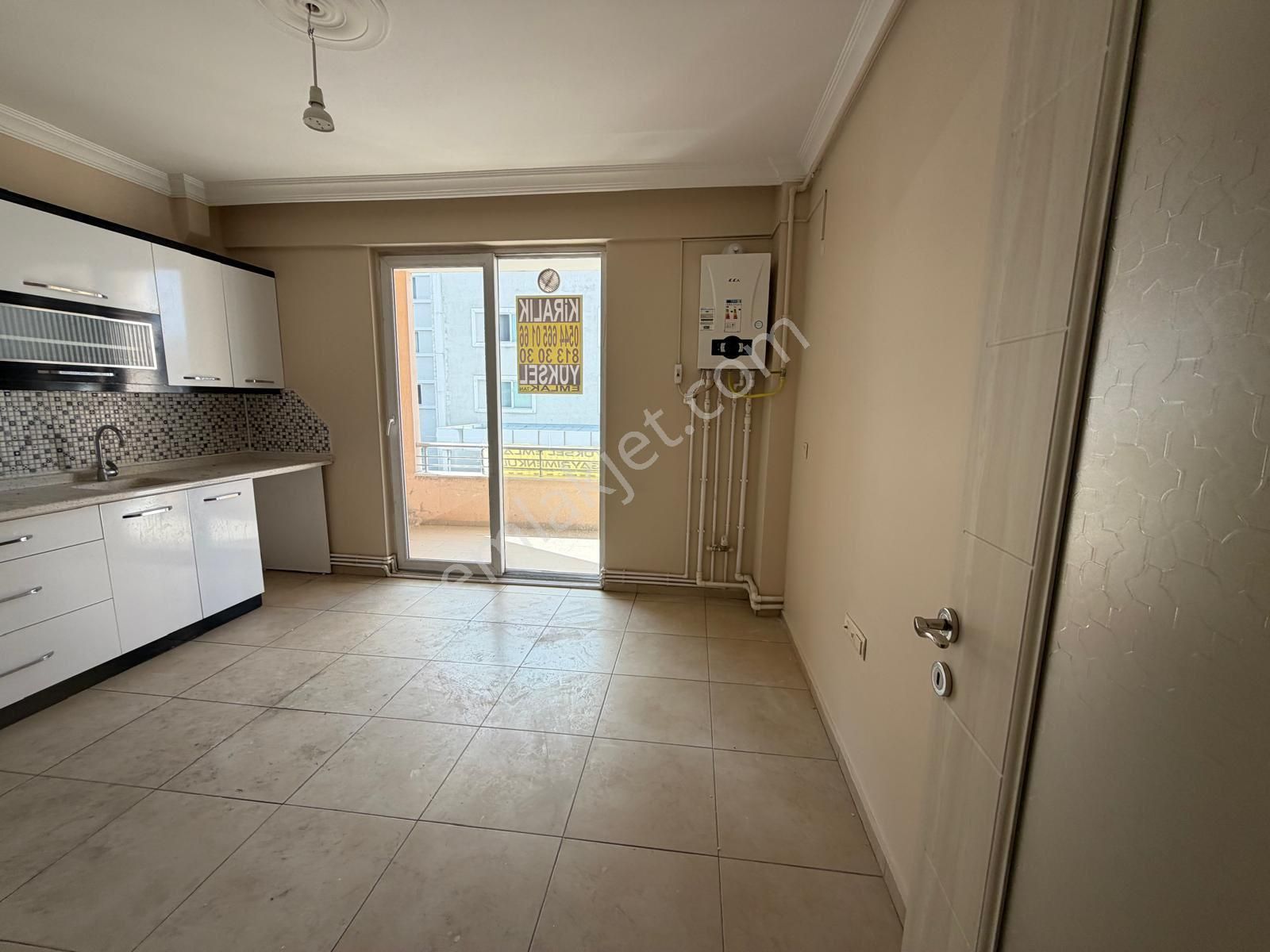 Yüksel Emlaktan İstasyon Mahallesi Park Hayat Hastanesi Karşısında Kiralık Daire - Görsel 15