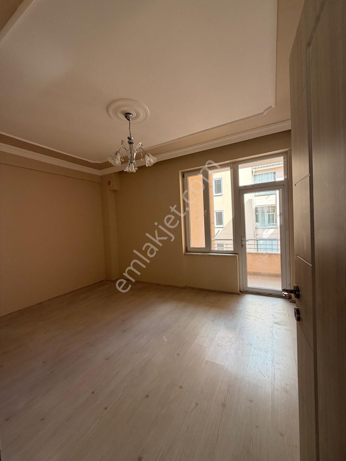 Yüksel Emlaktan İstasyon Mahallesi Park Hayat Hastanesi Karşısında Kiralık Daire - Görsel 27